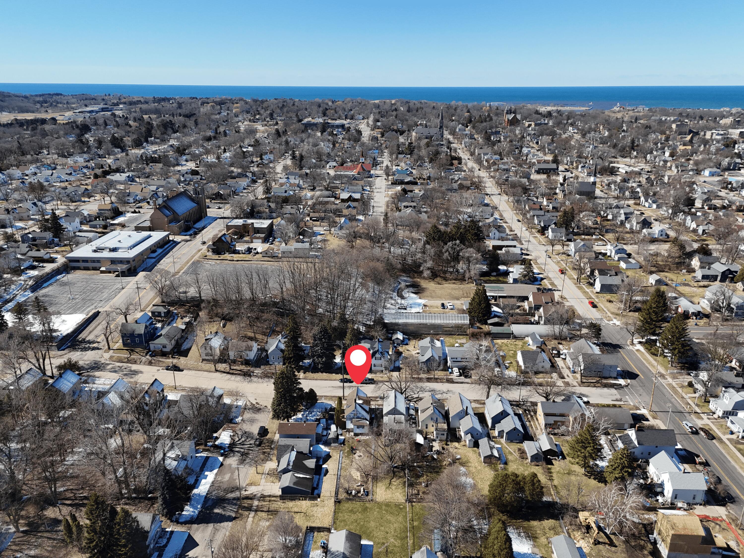 519 Davis Street Manistee City MI 49660