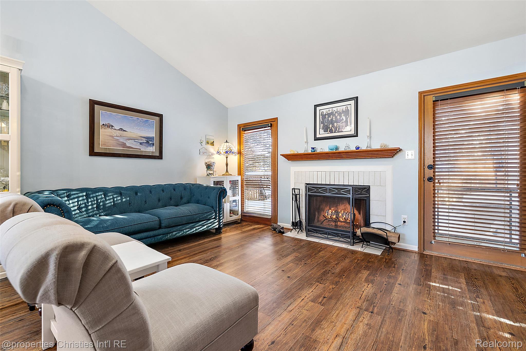 742 Feather Court South Lyon City MI 48178