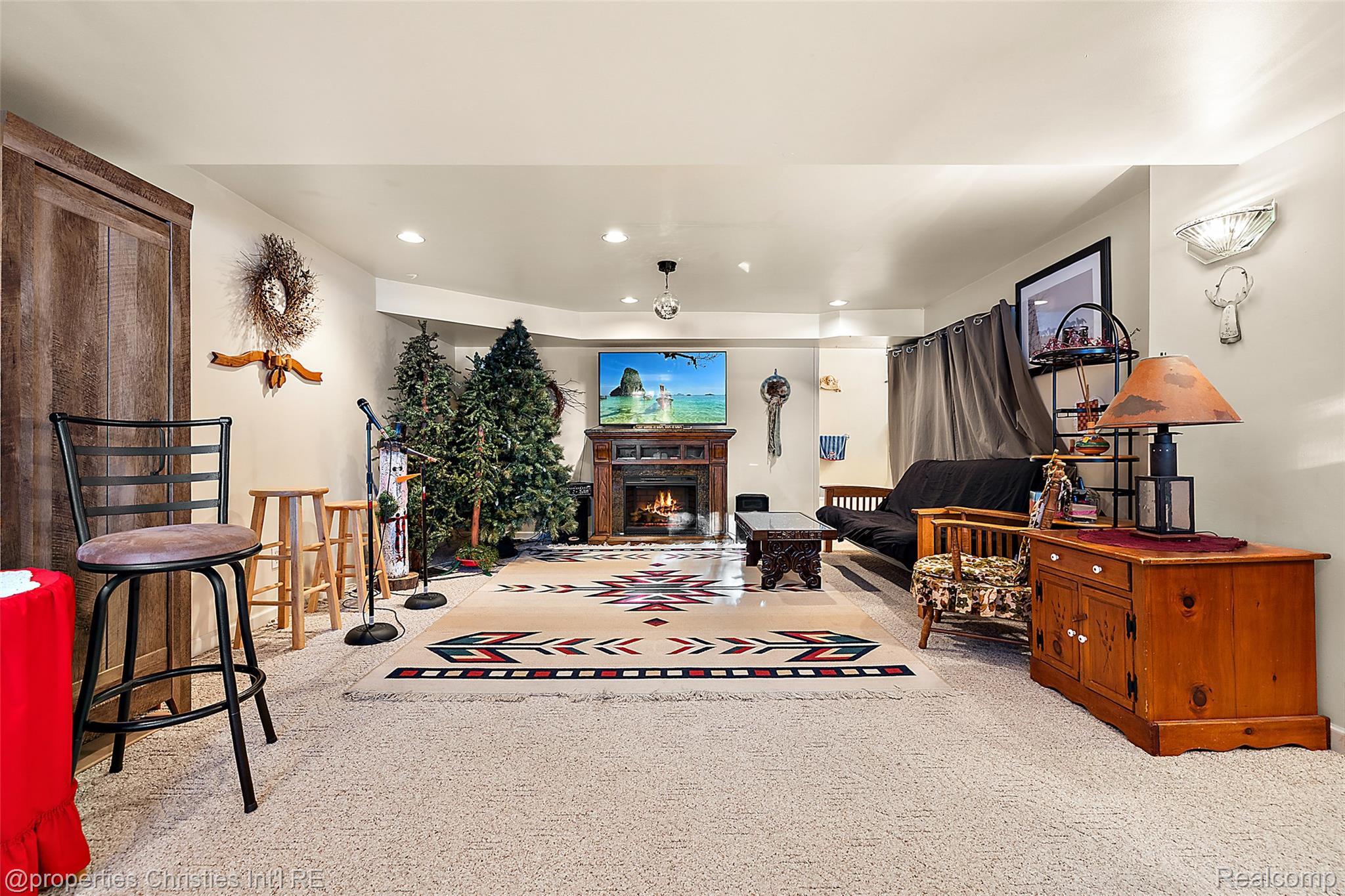 742 Feather Court South Lyon City MI 48178