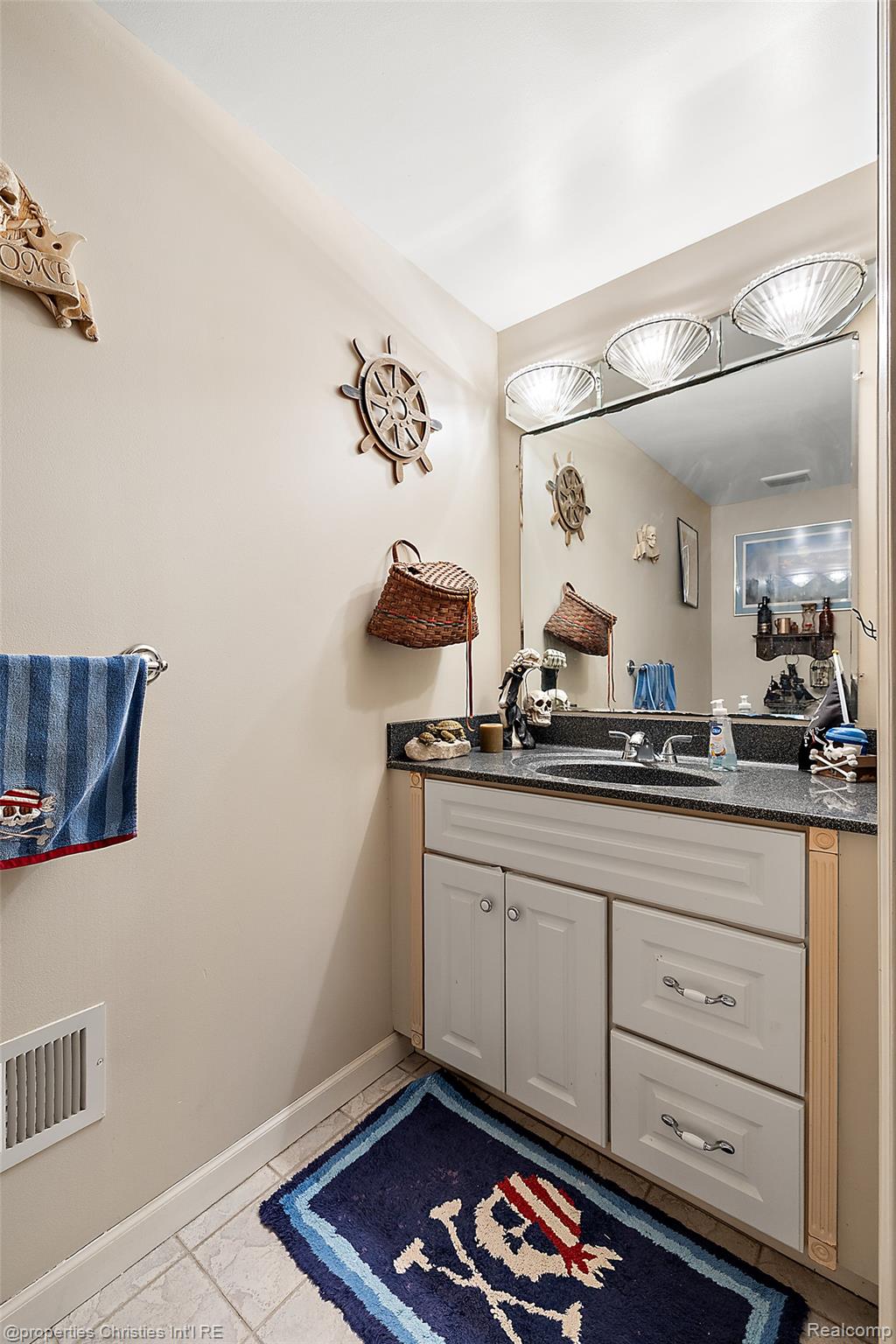 742 Feather Court South Lyon City MI 48178