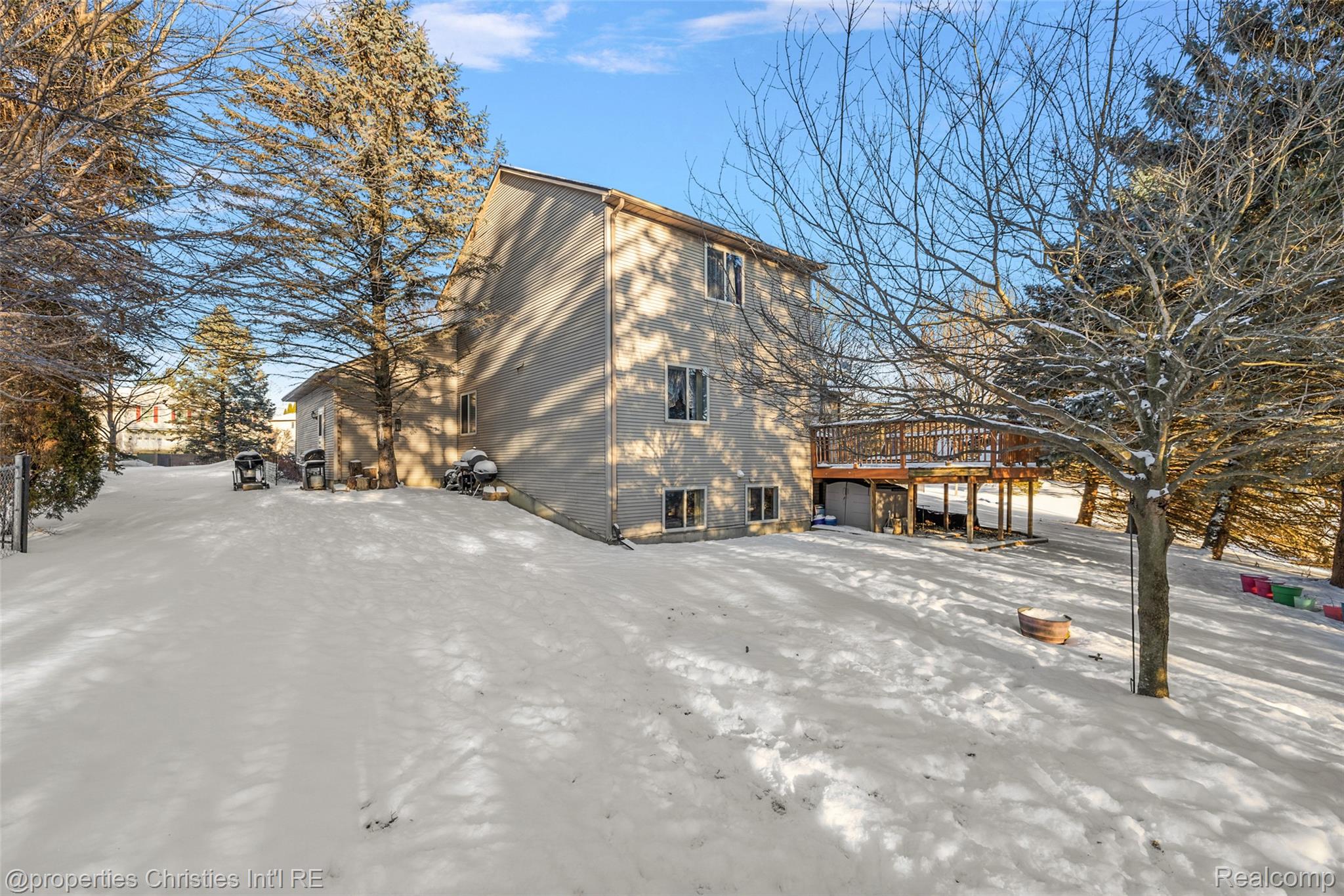 742 Feather Court South Lyon City MI 48178