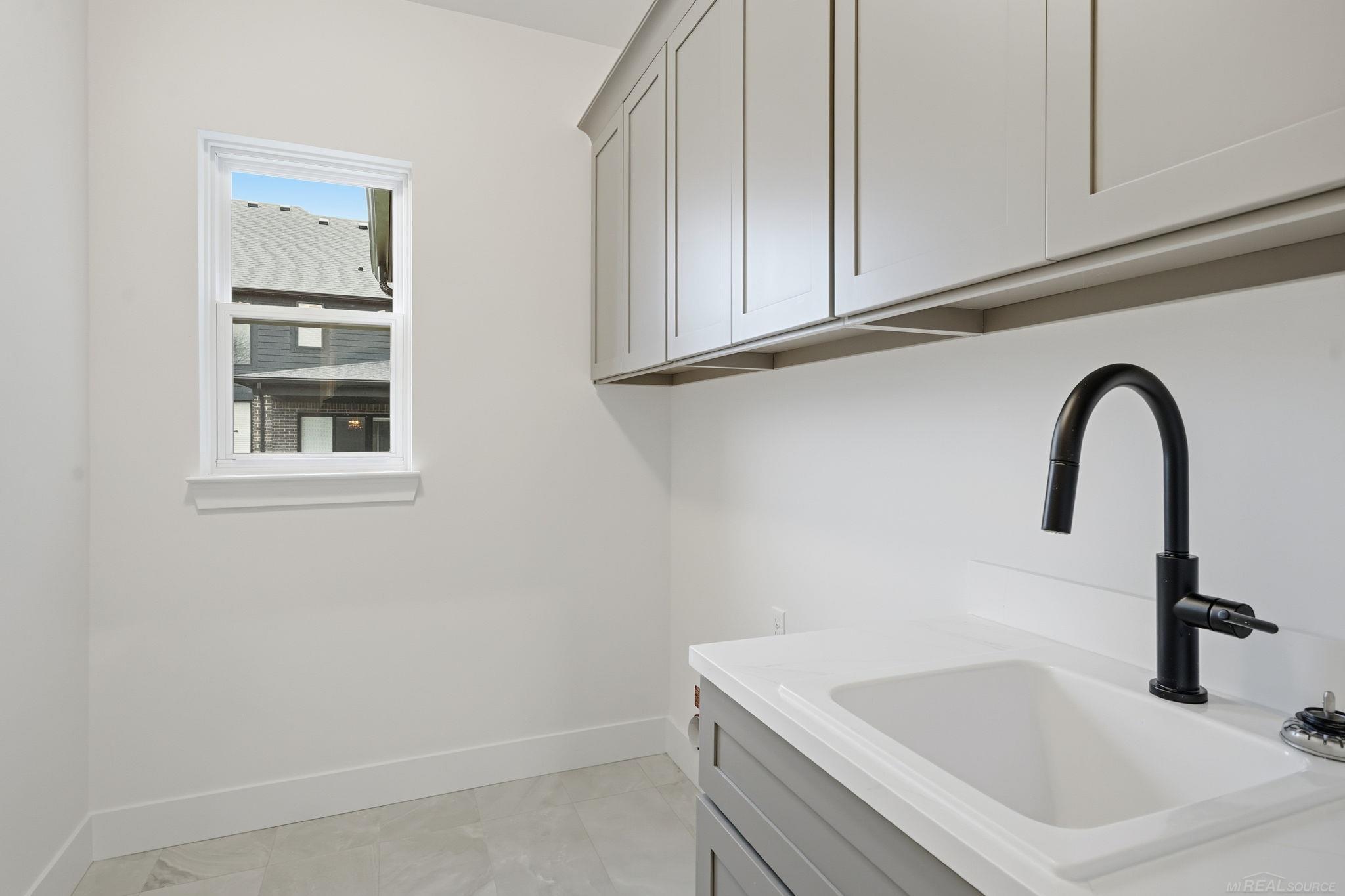 49259 Langford Drive Macomb Township MI 48044