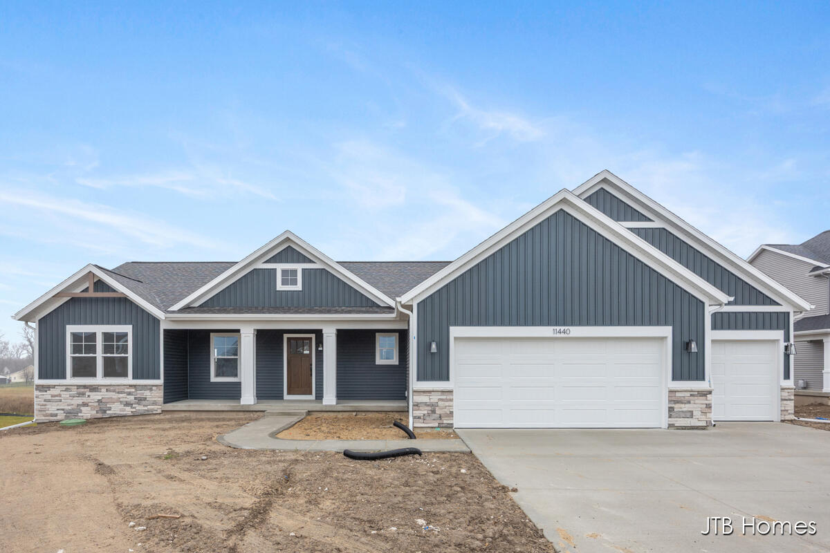 11440 Shoreline Drive Allendale Charter Township MI 49401