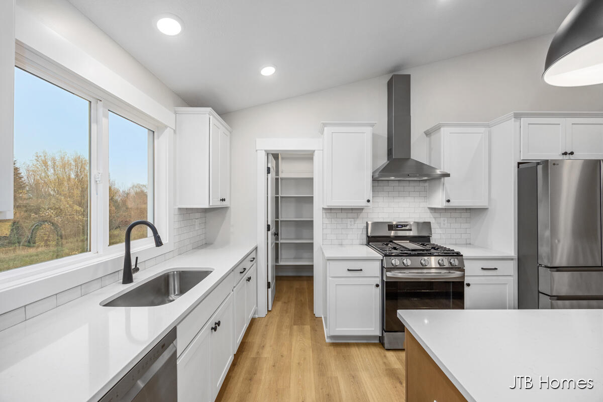 11440 Shoreline Drive Allendale Charter Township MI 49401