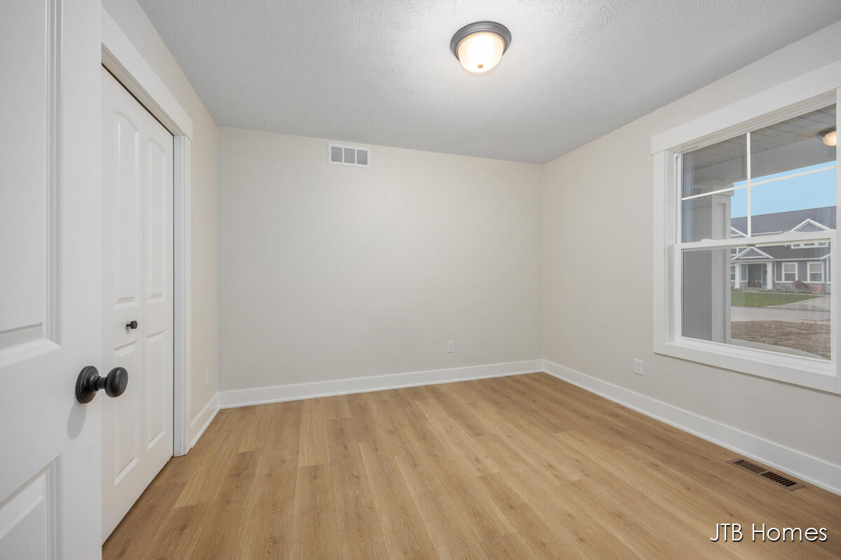 11440 Shoreline Drive Allendale Charter Township MI 49401