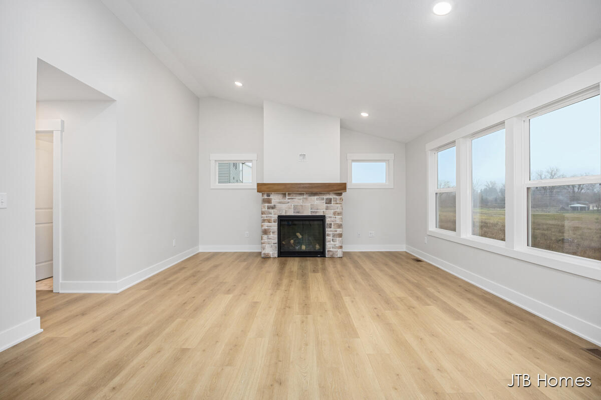 11440 Shoreline Drive Allendale Charter Township MI 49401