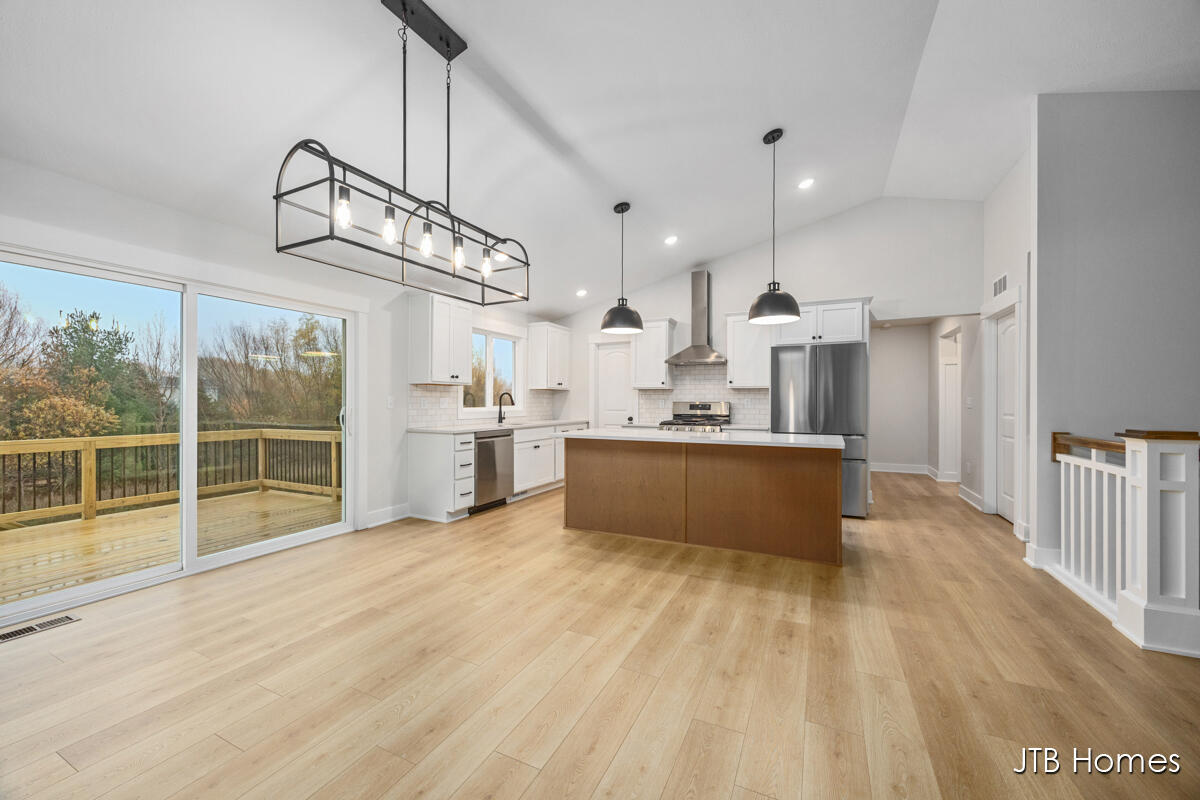 11440 Shoreline Drive Allendale Charter Township MI 49401