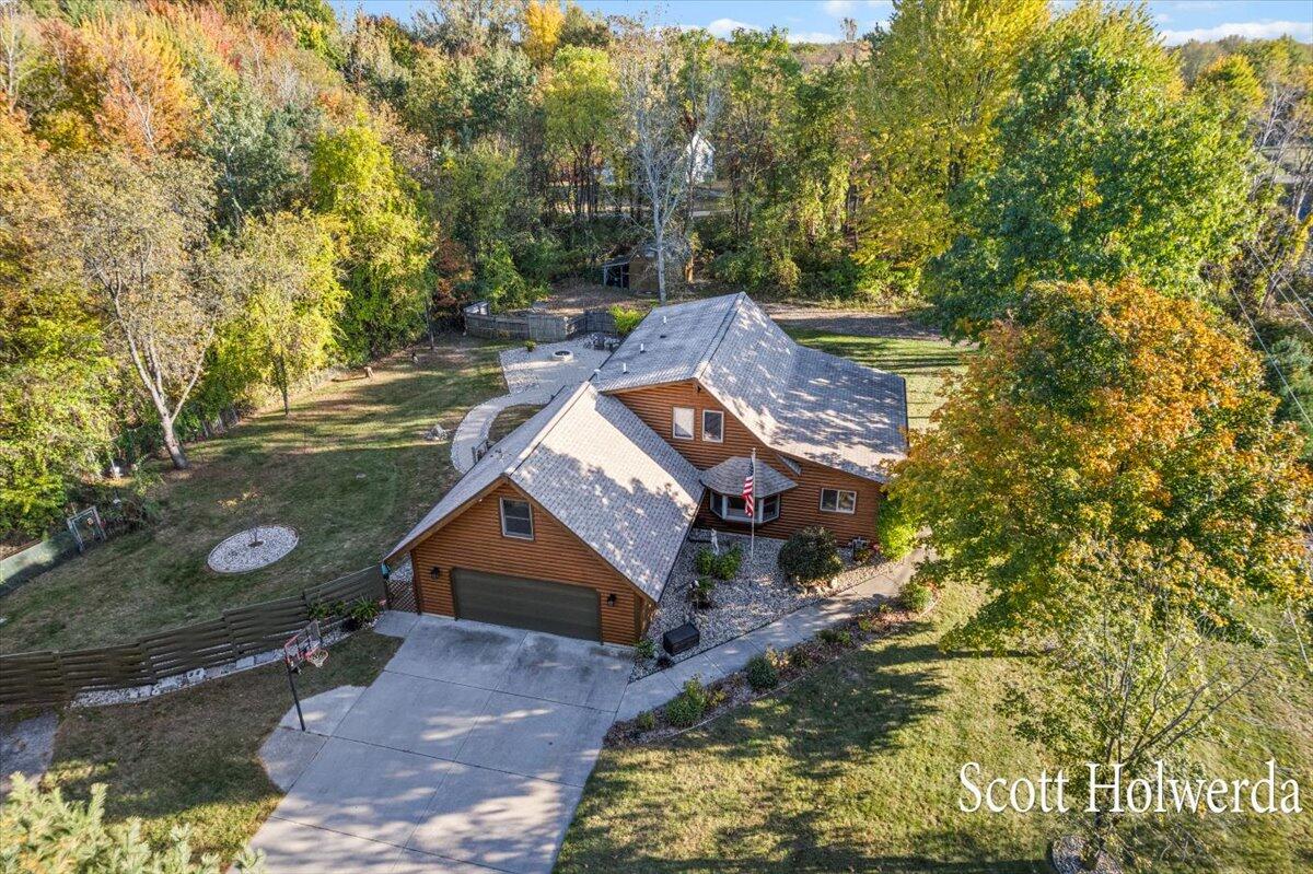 10310 60th Avenue Allendale Charter Township MI 49401