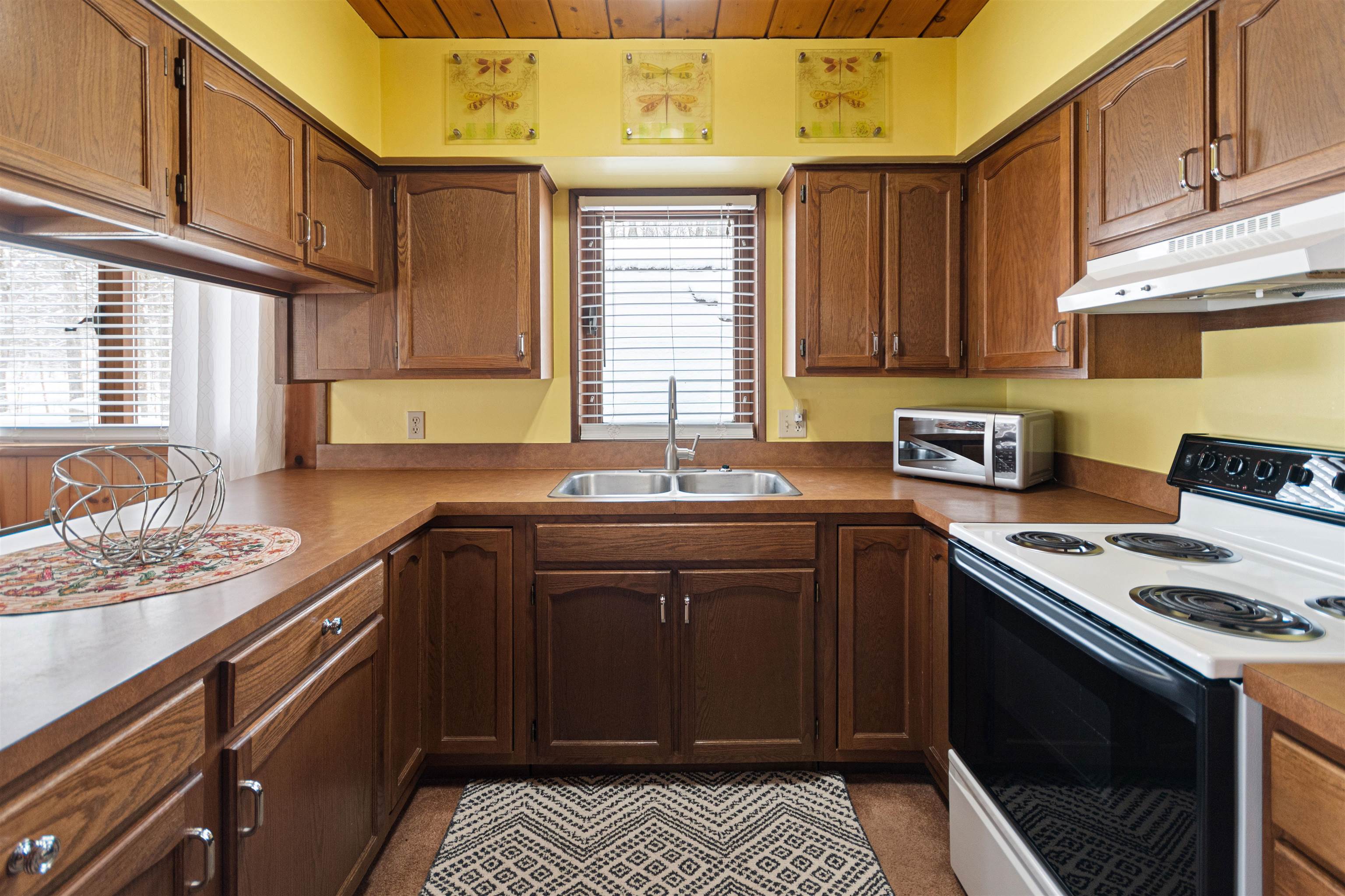 2481 S Schomberg Road Centerville Township MI 49653