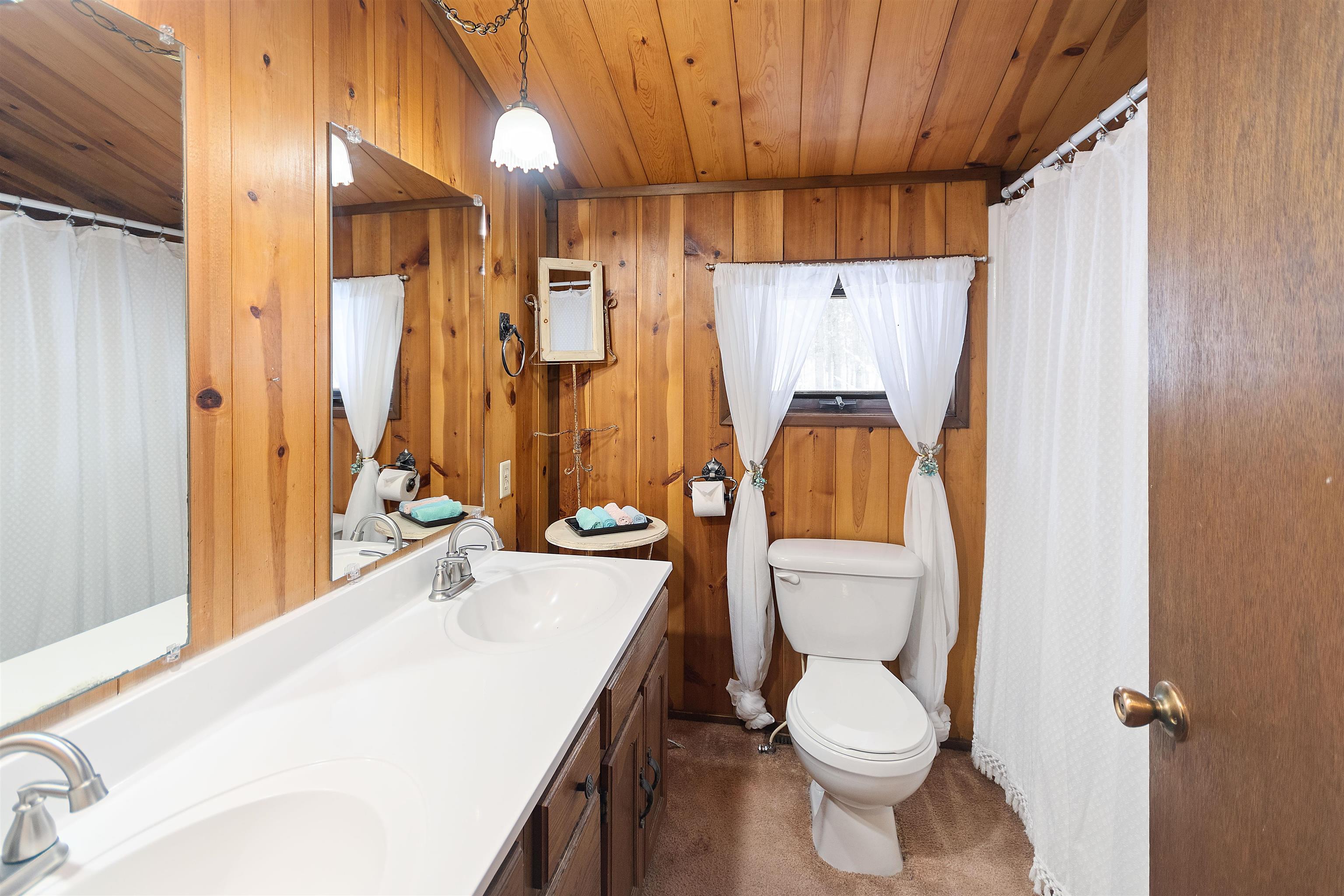 2481 S Schomberg Road Centerville Township MI 49653