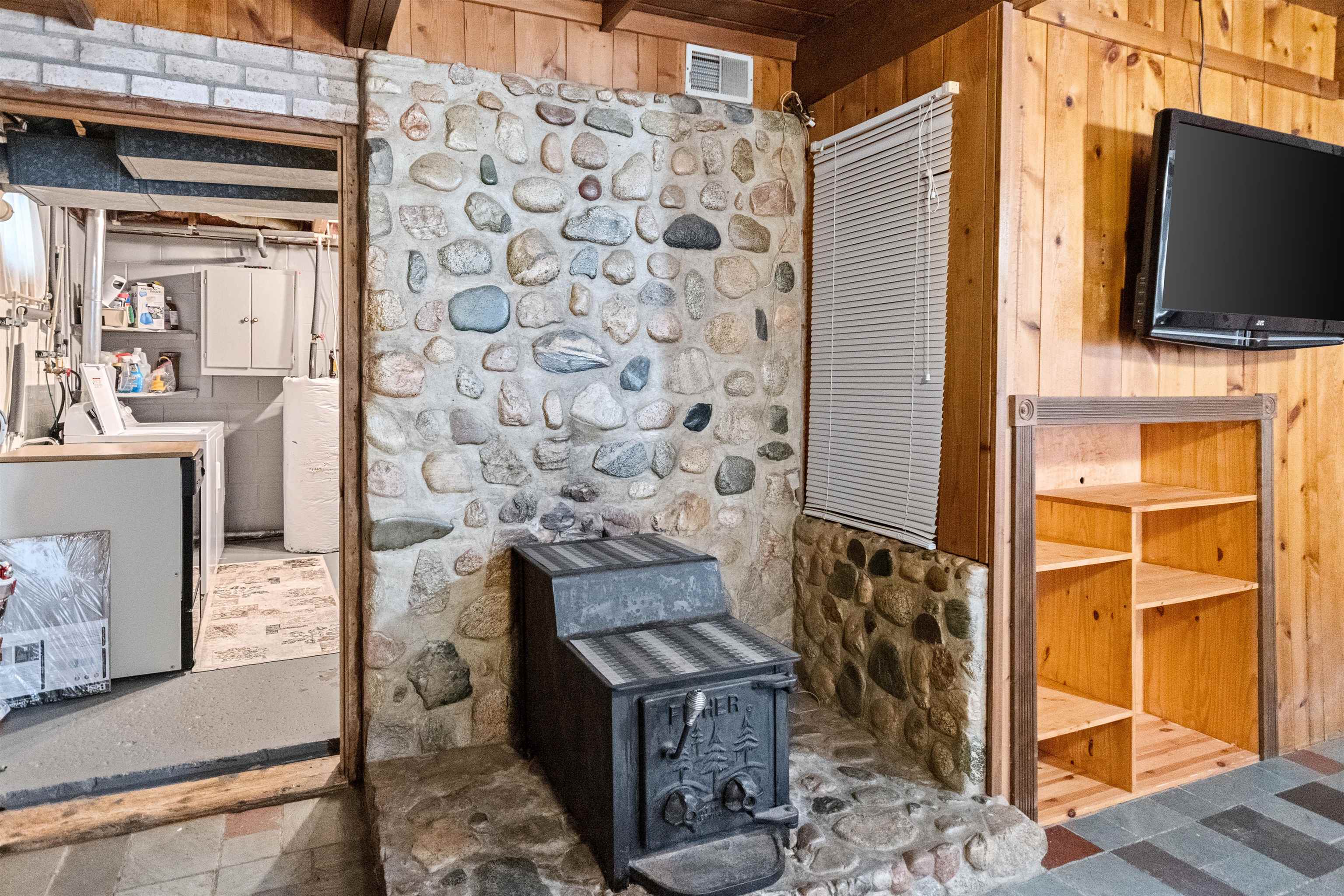 2481 S Schomberg Road Centerville Township MI 49653