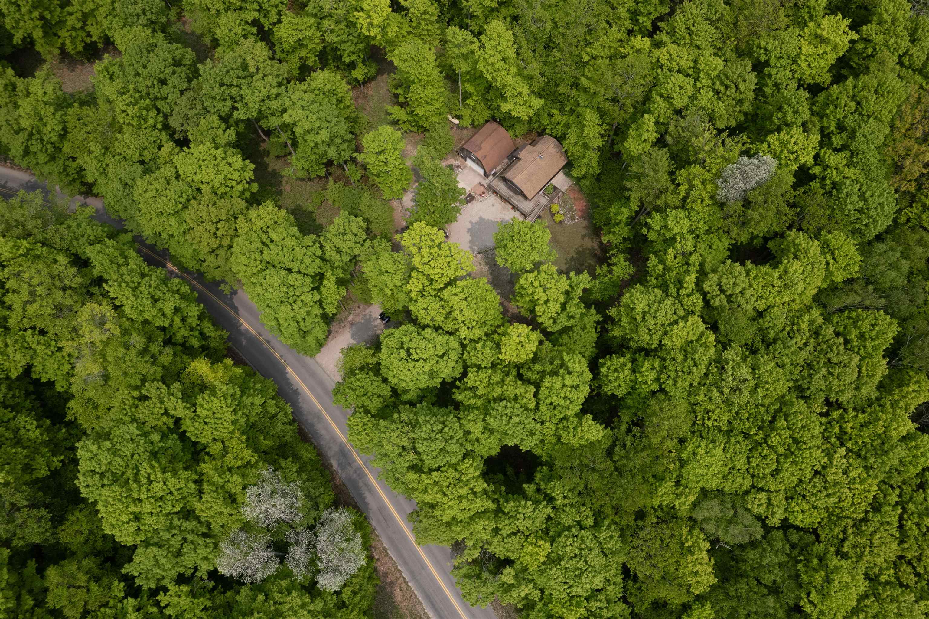 2481 S Schomberg Road Centerville Township MI 49653