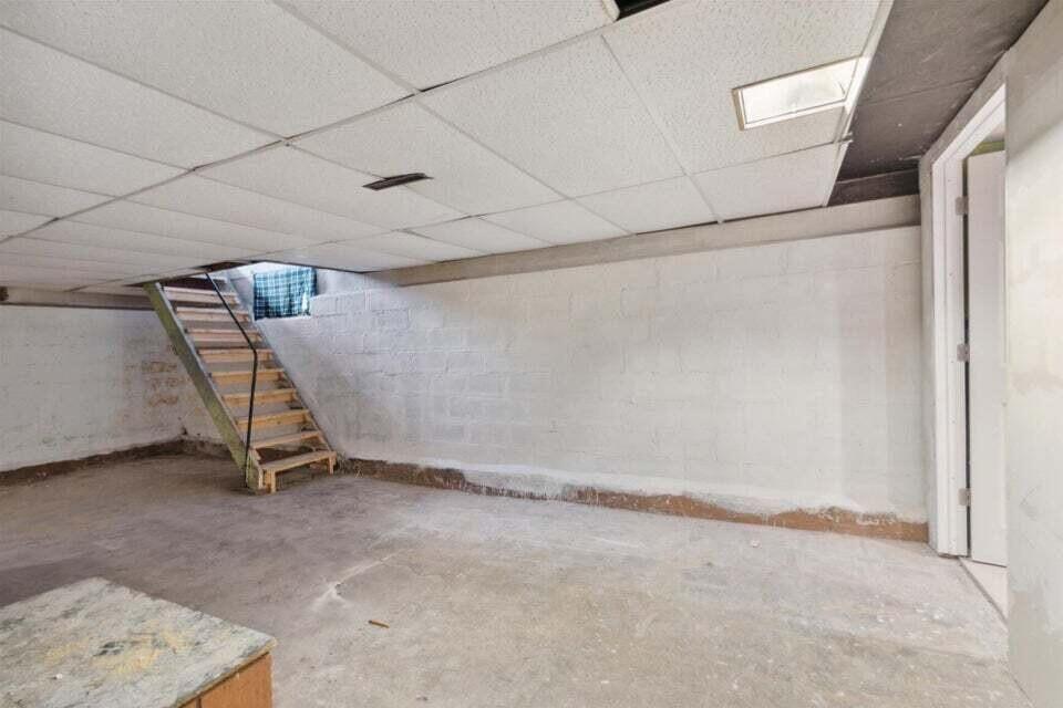216 Kendall Street N Battle Creek City MI 49037