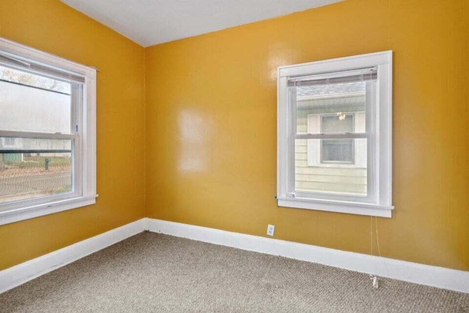 216 Kendall Street N Battle Creek City MI 49037