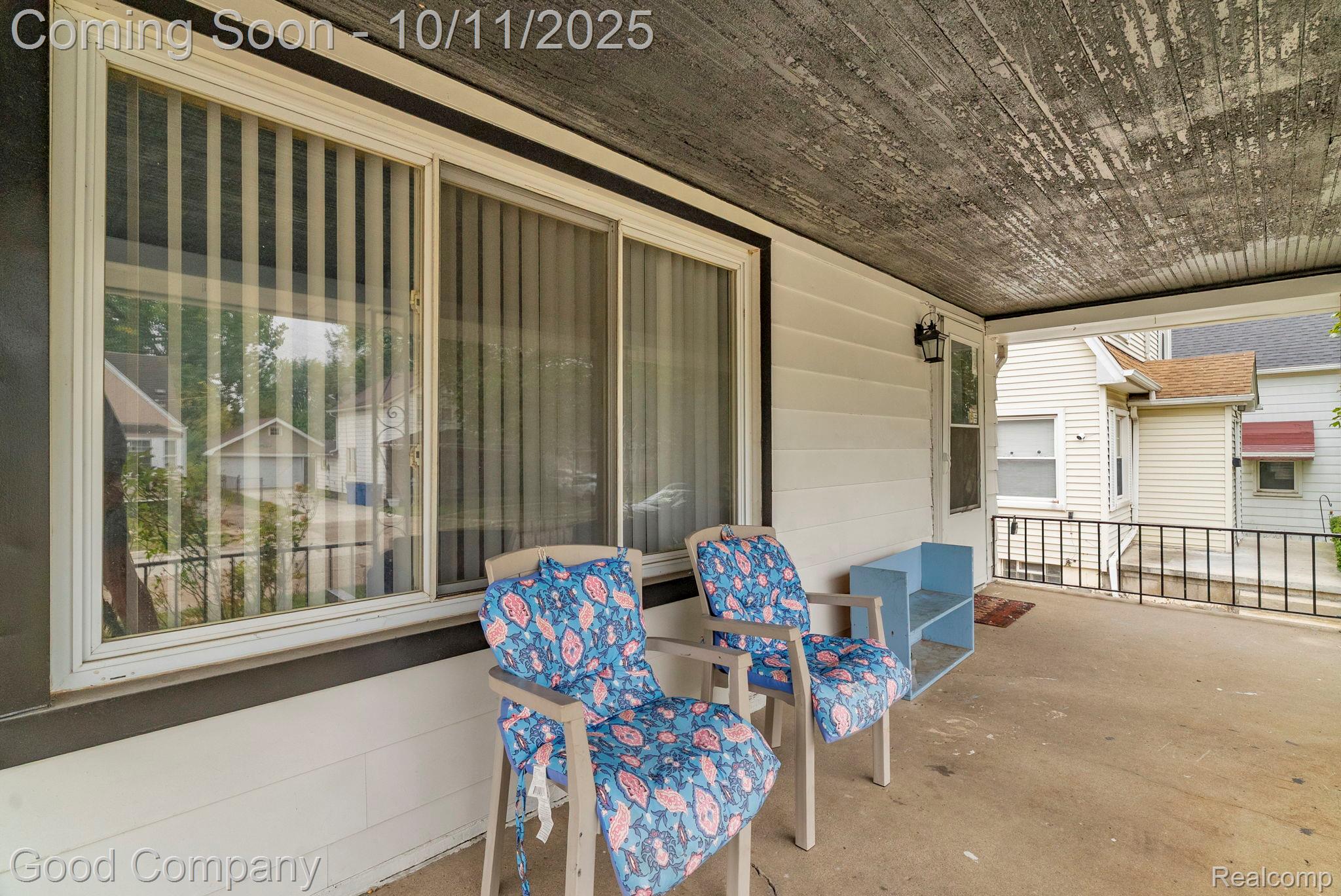 8459 Timken Avenue Warren City MI 48089