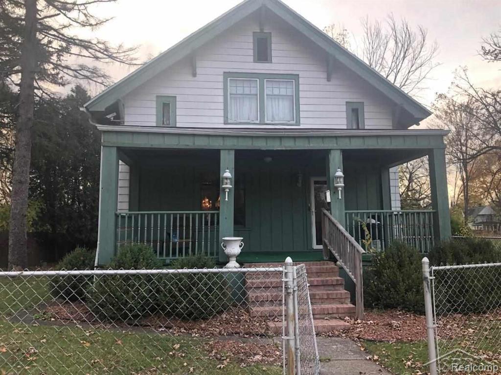 3137 S Washington Avenue Saginaw City MI 48601