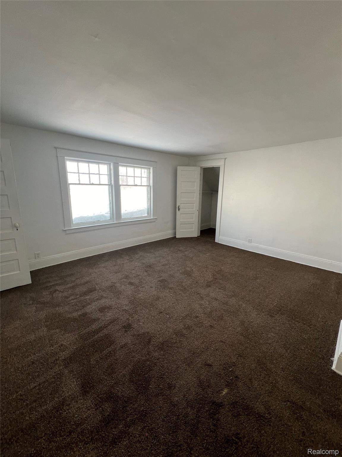 3137 S Washington Avenue Saginaw City MI 48601