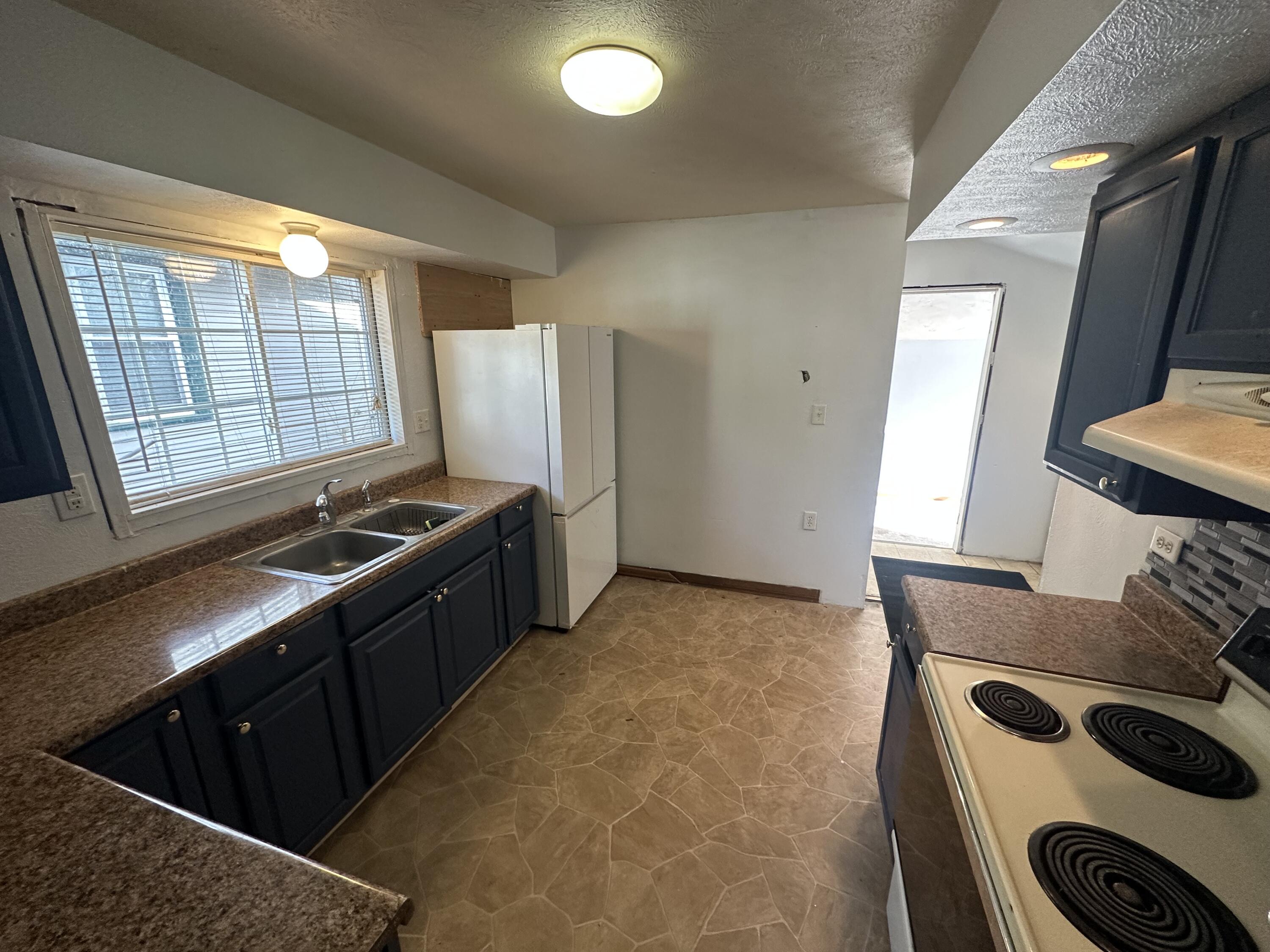 63 Maple Grove Avenue Battle Creek City MI 49017