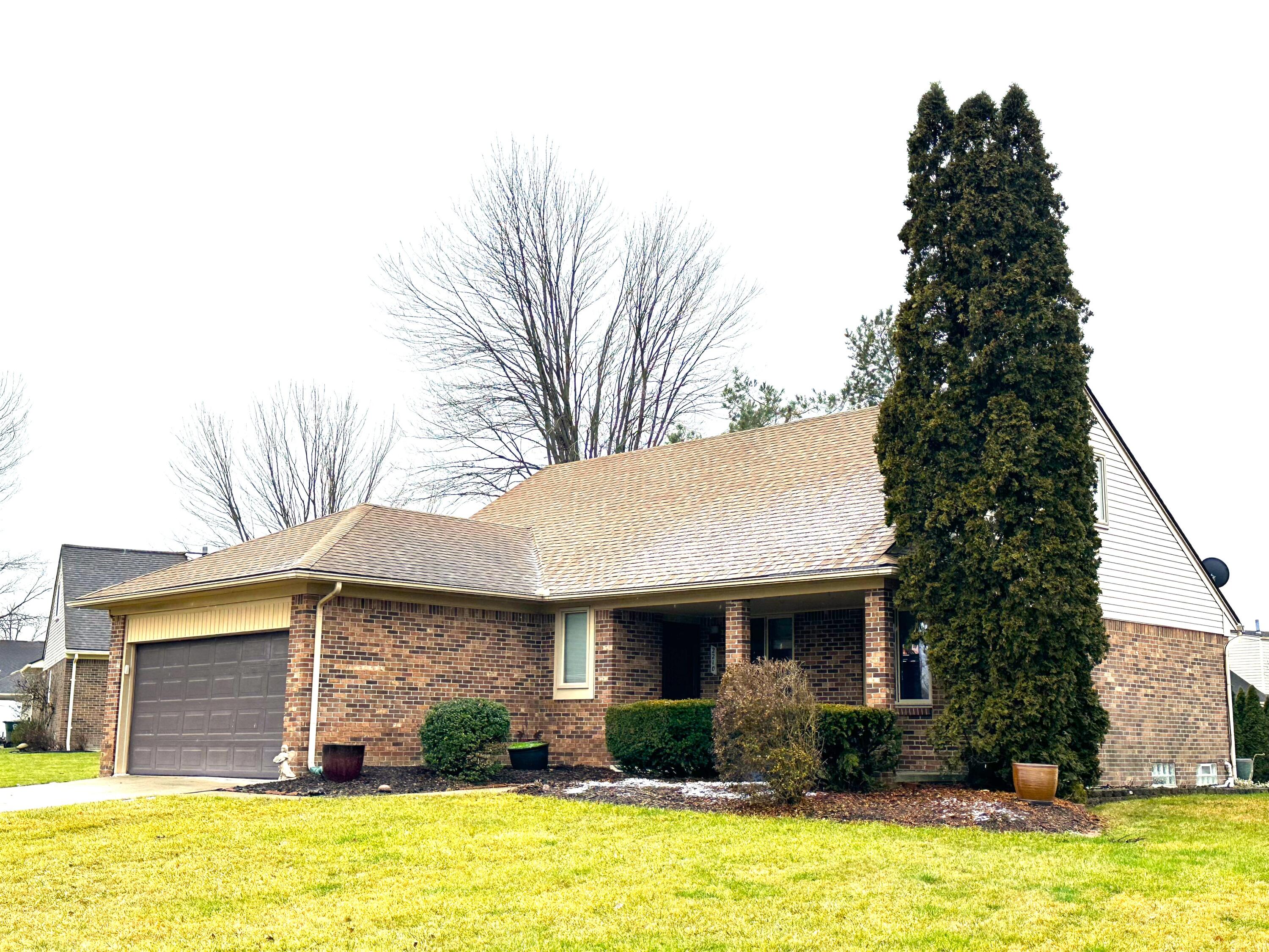 2210 Woodmont Drive W Canton Charter Township MI 48188
