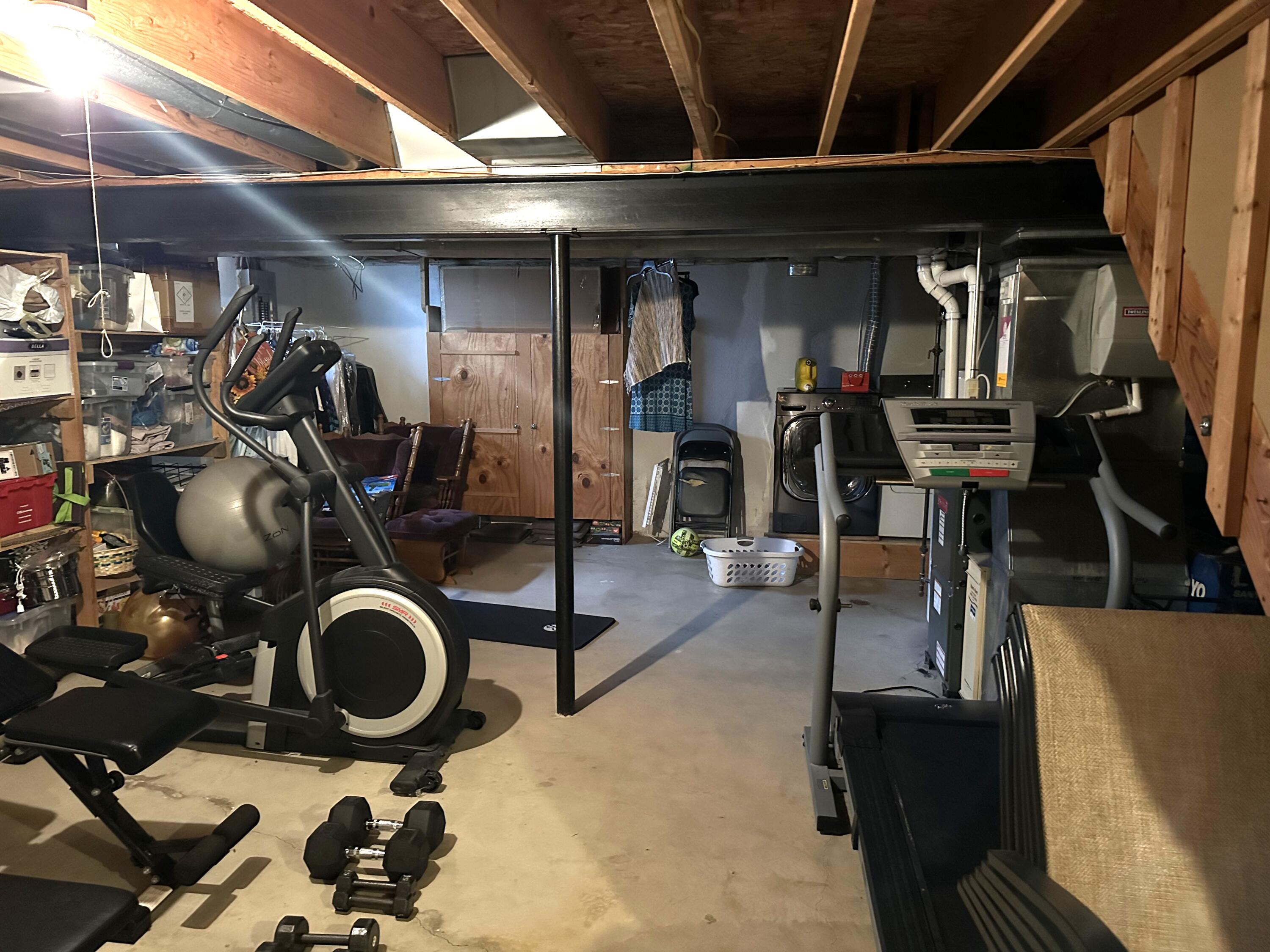 2210 Woodmont Drive W Canton Charter Township MI 48188