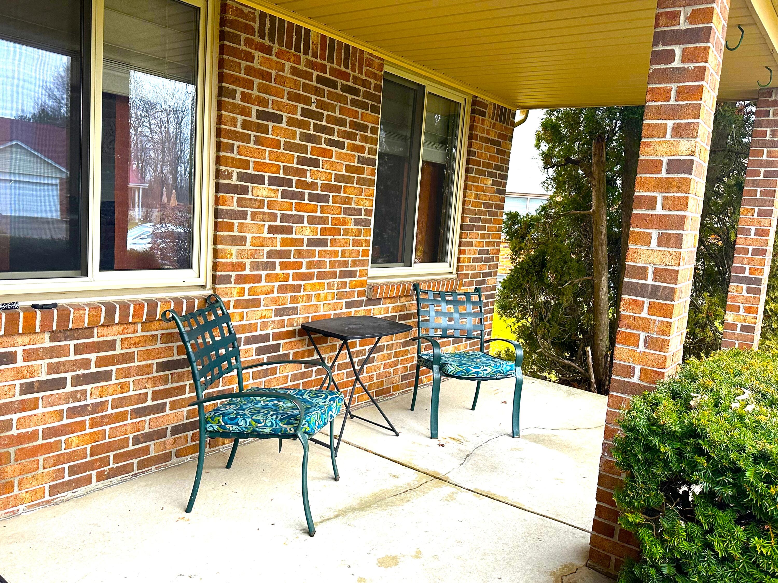 2210 Woodmont Drive W Canton Charter Township MI 48188