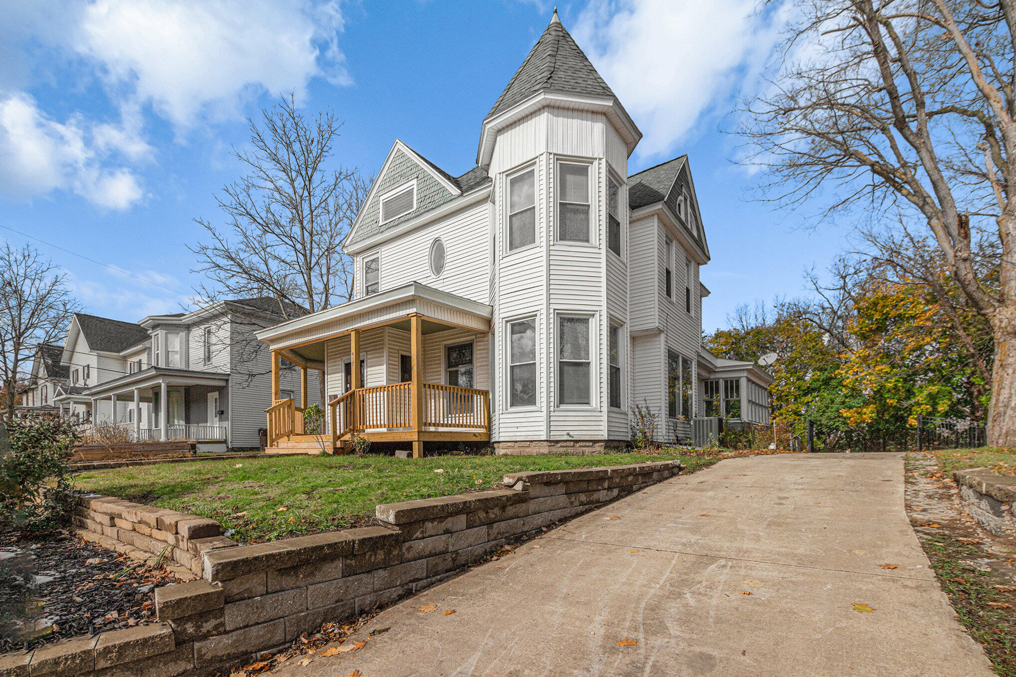 417 Maple Street Big Rapids City MI 49307