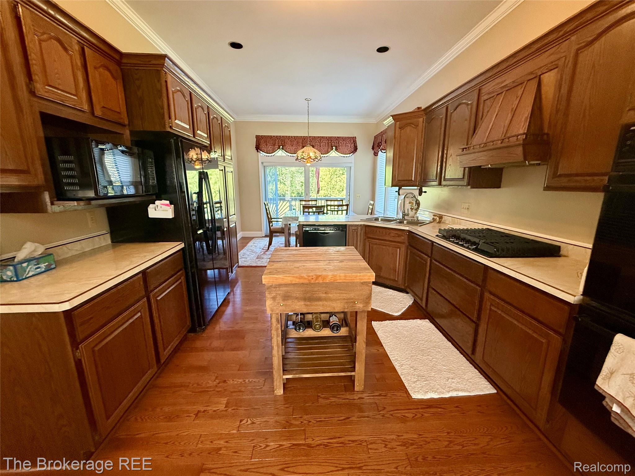 12088 Pinebrook Lane Green Oak Township MI 48178