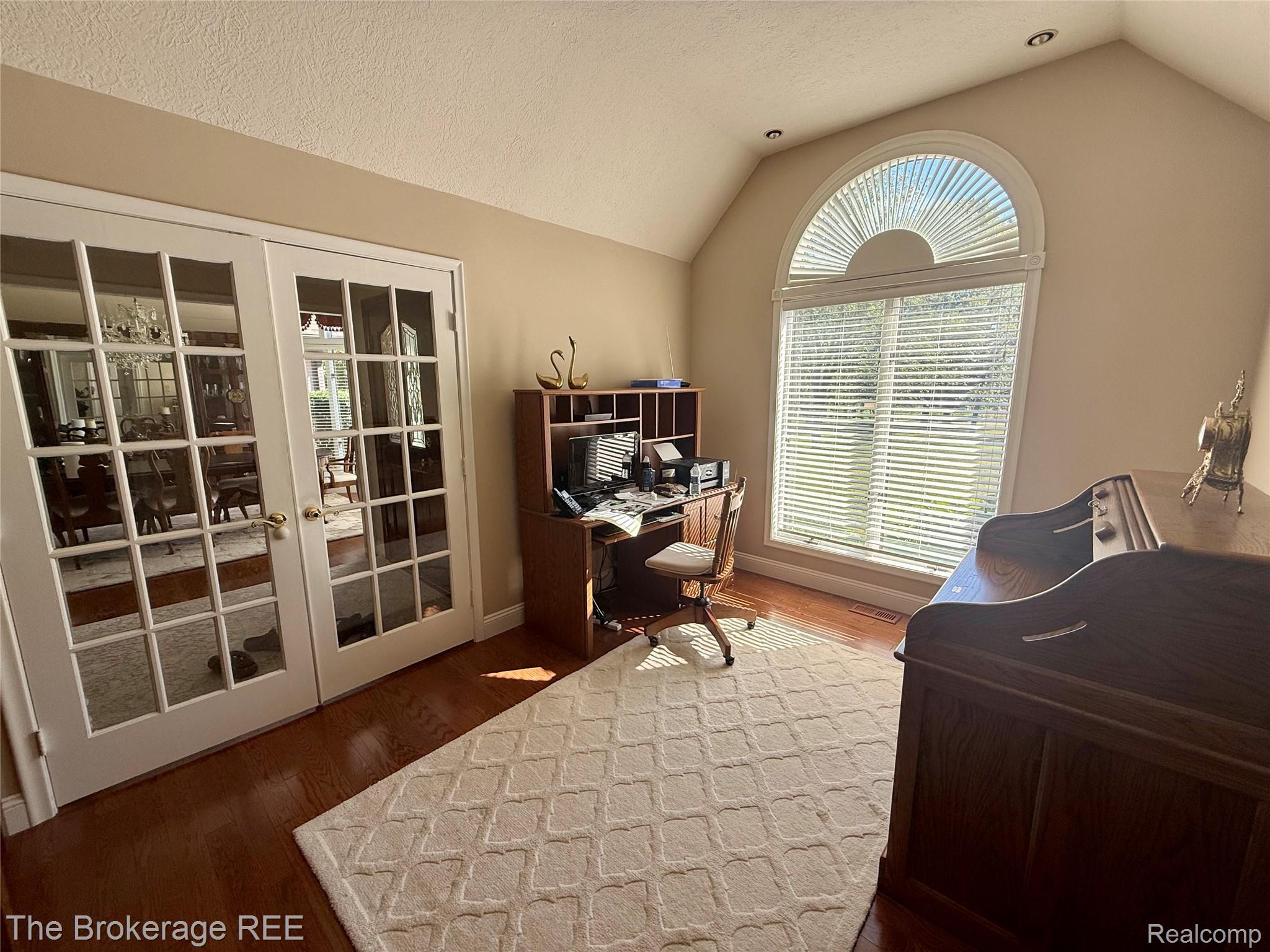 12088 Pinebrook Lane Green Oak Township MI 48178