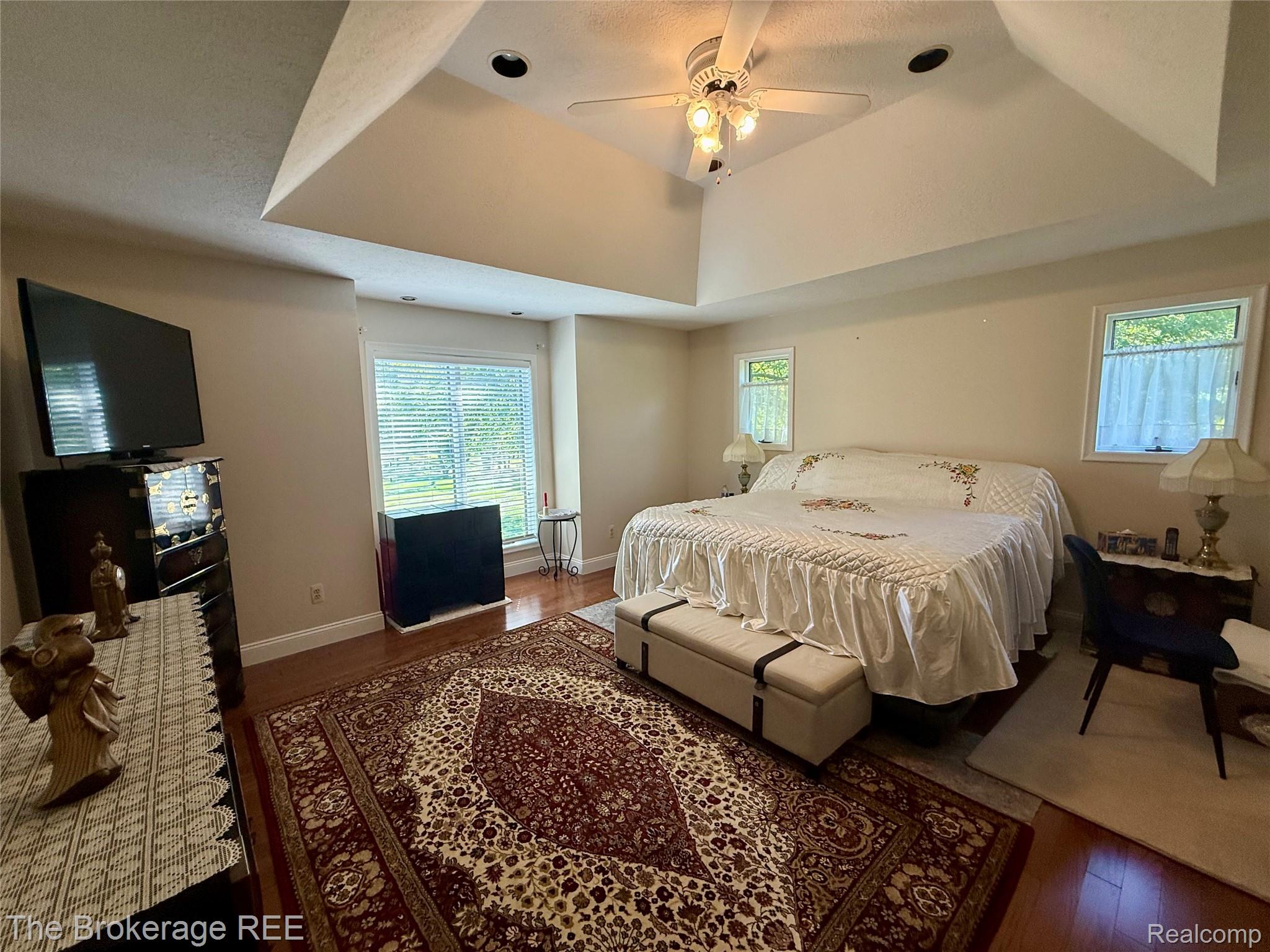 12088 Pinebrook Lane Green Oak Township MI 48178