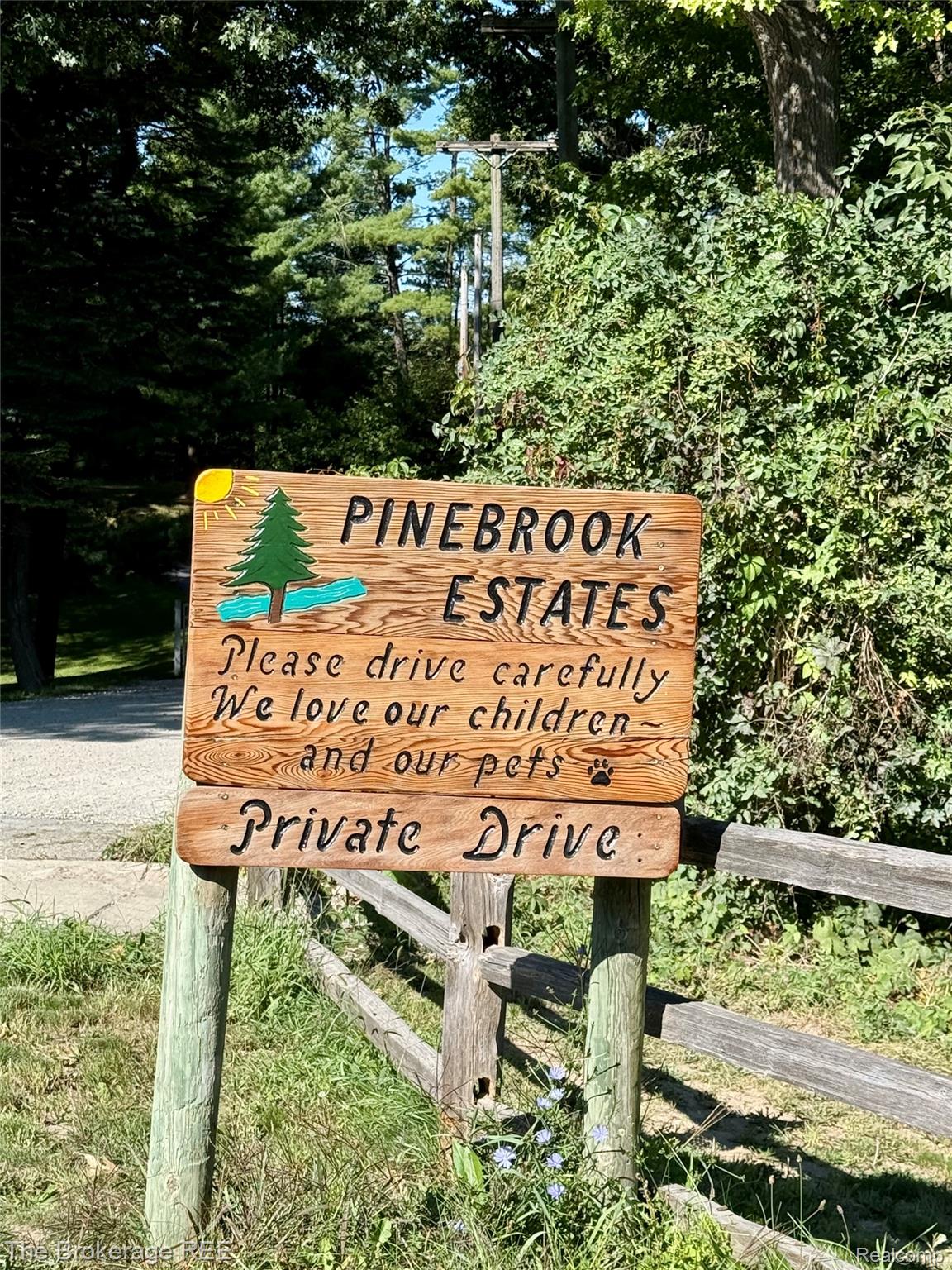 12088 Pinebrook Lane Green Oak Township MI 48178