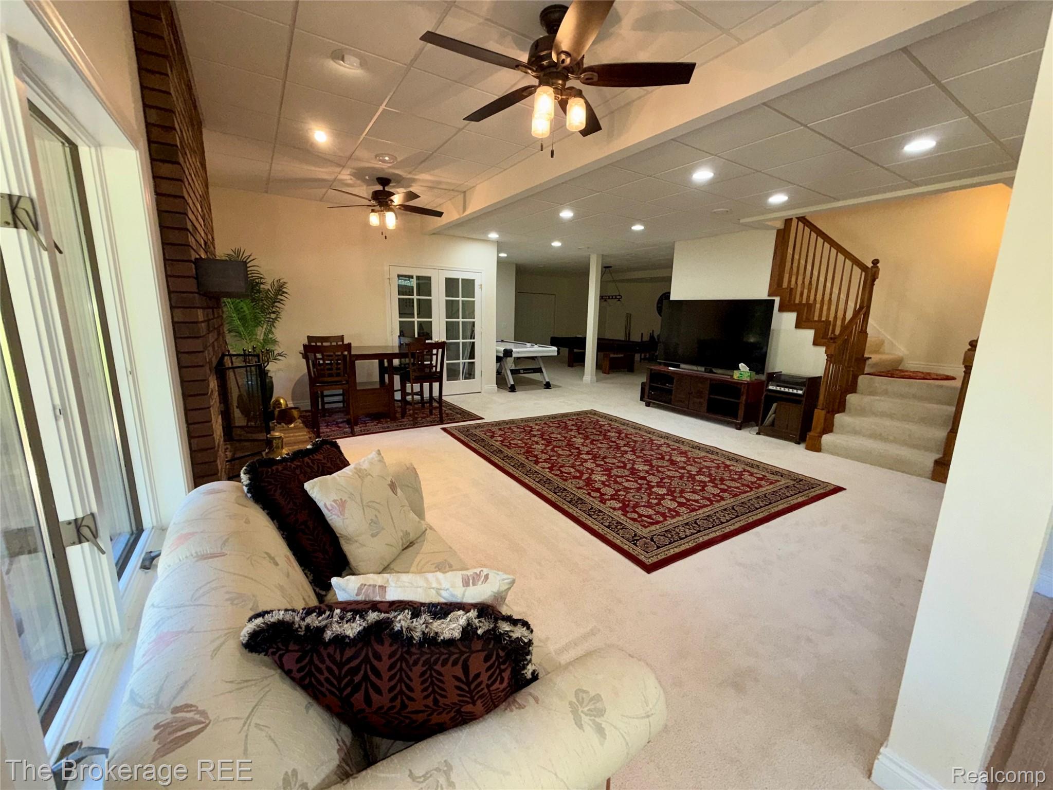 12088 Pinebrook Lane Green Oak Township MI 48178