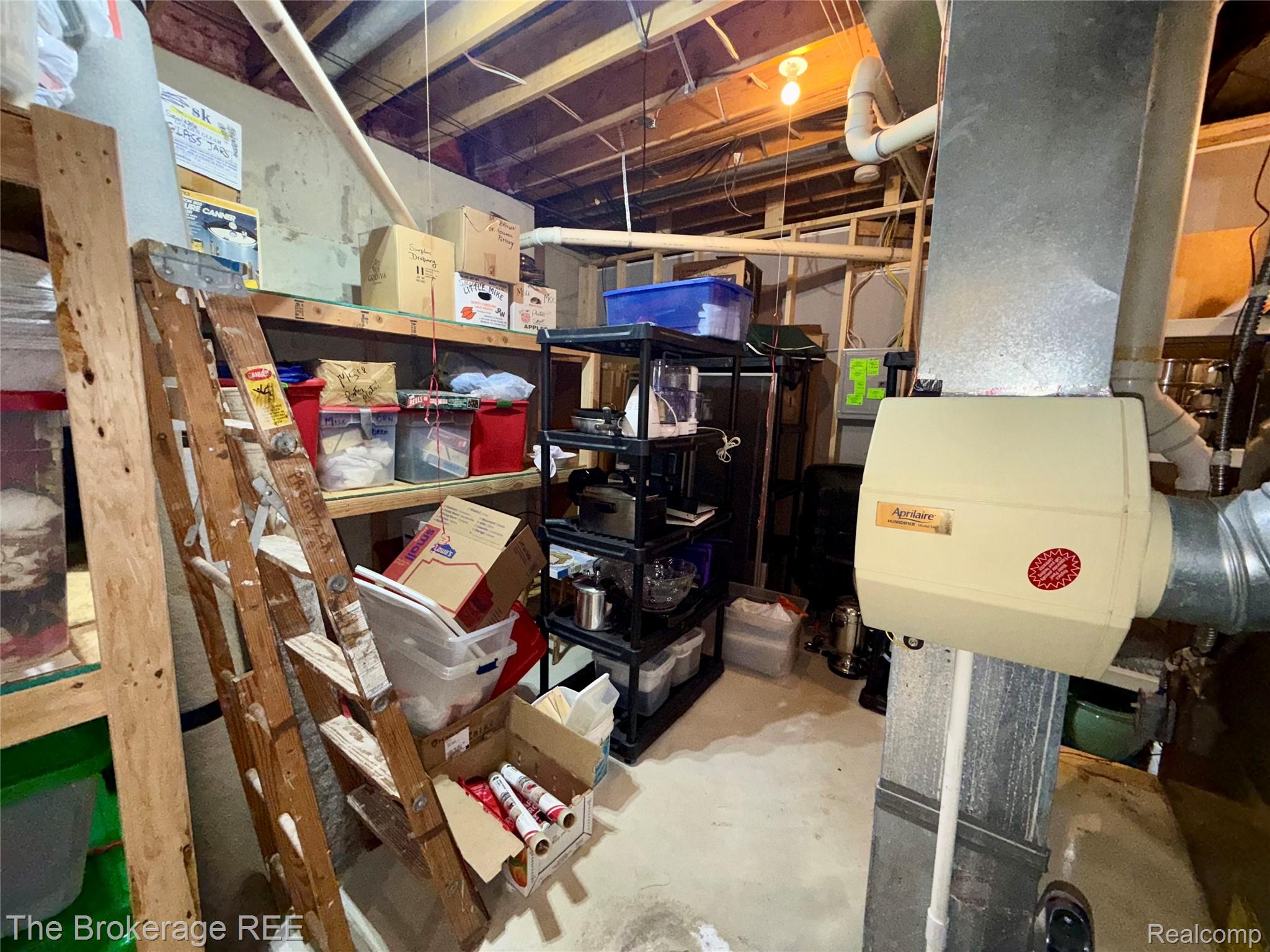 12088 Pinebrook Lane Green Oak Township MI 48178