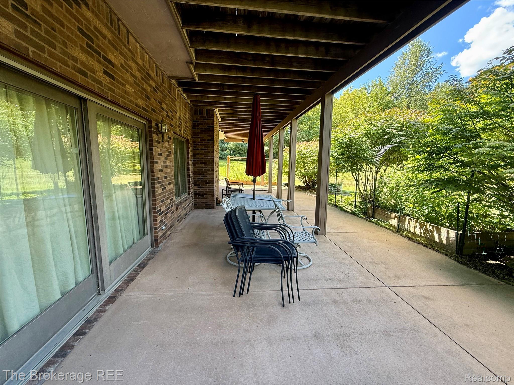 12088 Pinebrook Lane Green Oak Township MI 48178