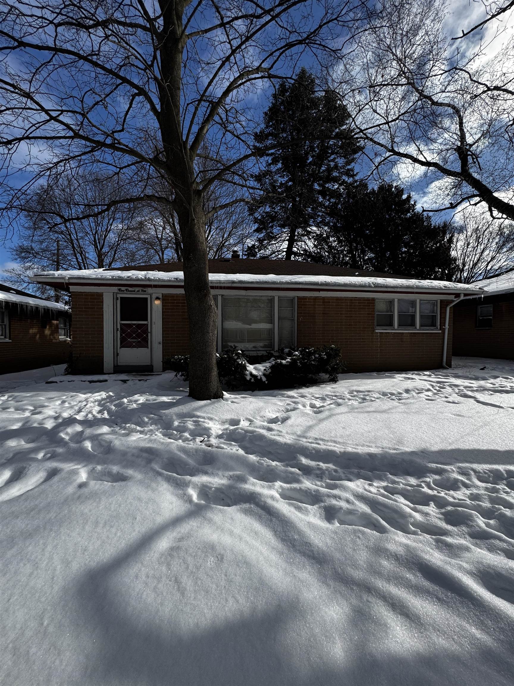 3009 Menominee Avenue Unknown City MI 48507
