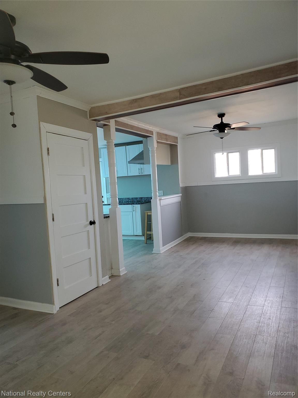 118 Henry Clay Avenue Pontiac City MI 48341