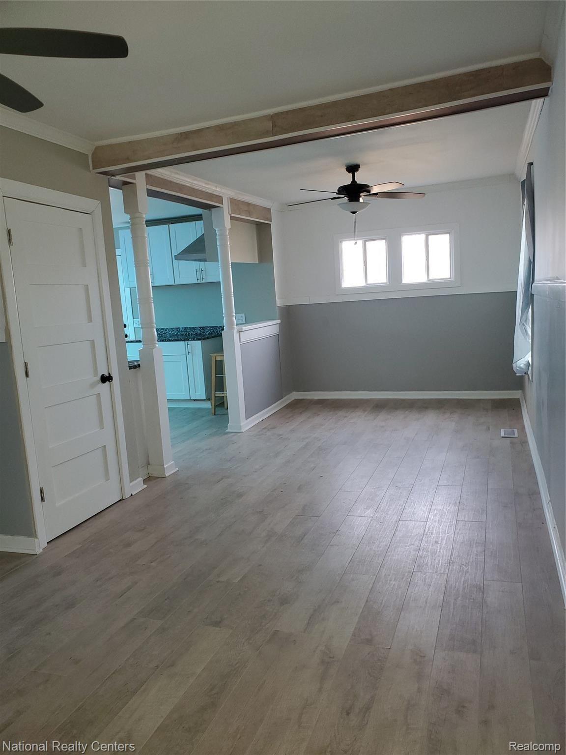 118 Henry Clay Avenue Pontiac City MI 48341