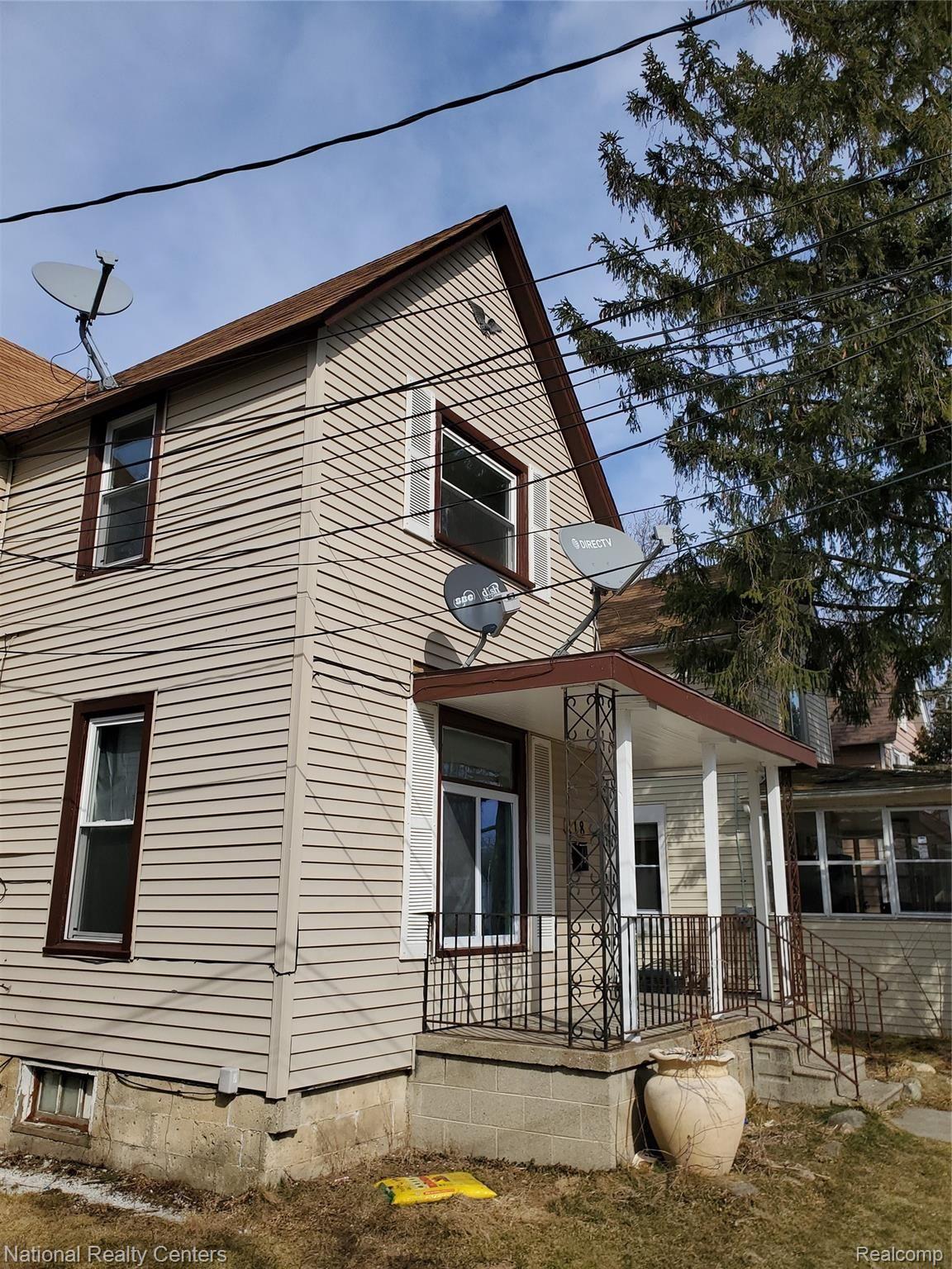 118 Henry Clay Avenue Pontiac City MI 48341