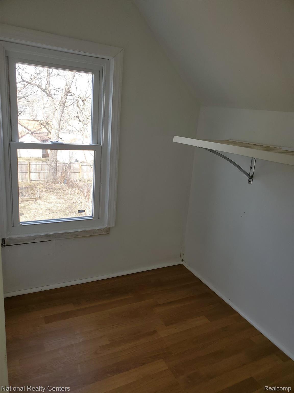 118 Henry Clay Avenue Pontiac City MI 48341