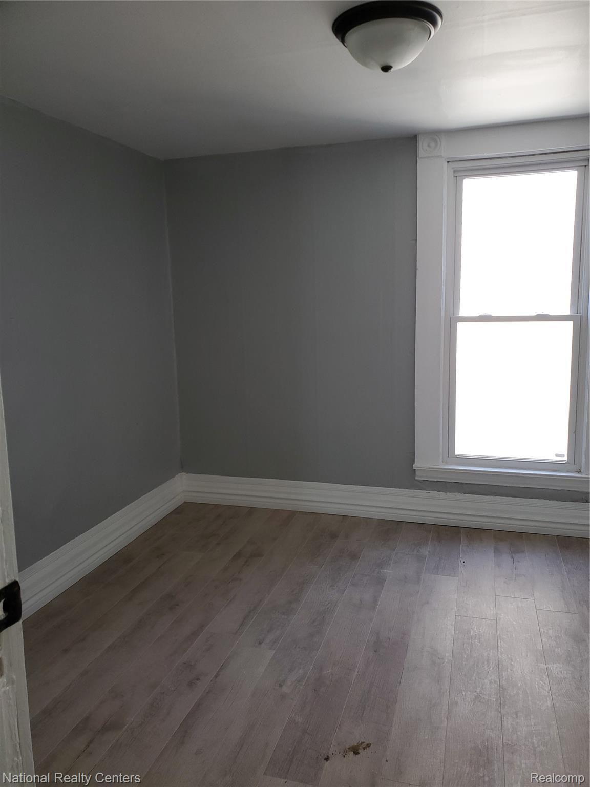 118 Henry Clay Avenue Pontiac City MI 48341