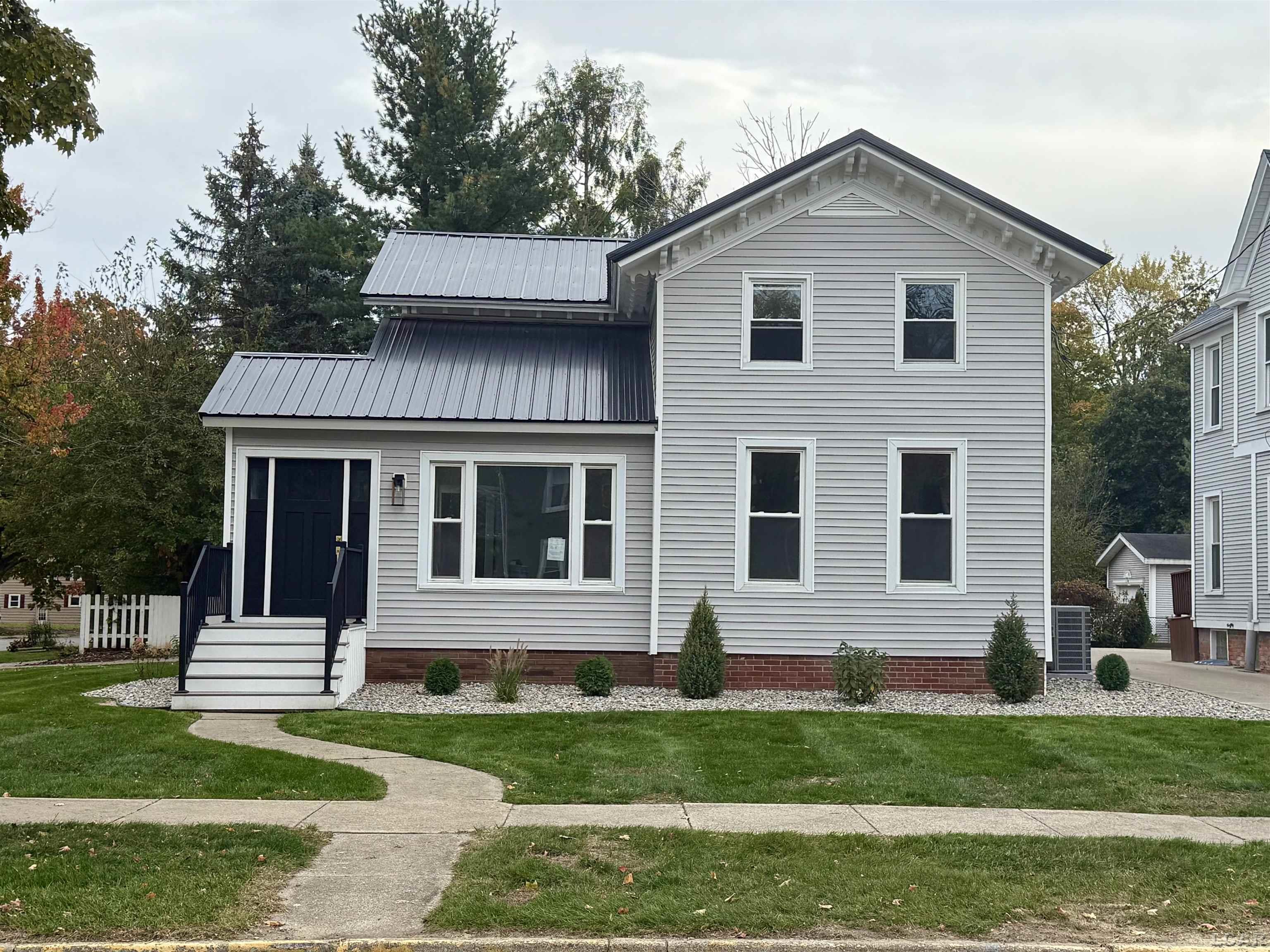 705 College Avenue Adrian City MI 49221