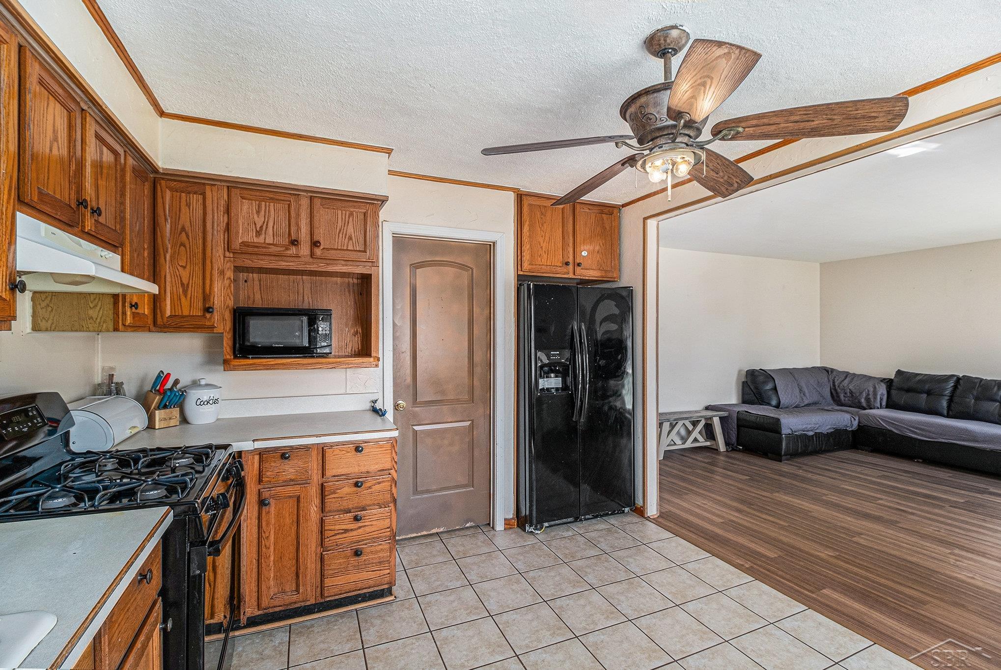 1405 Dulong Madison Heights City MI 48071
