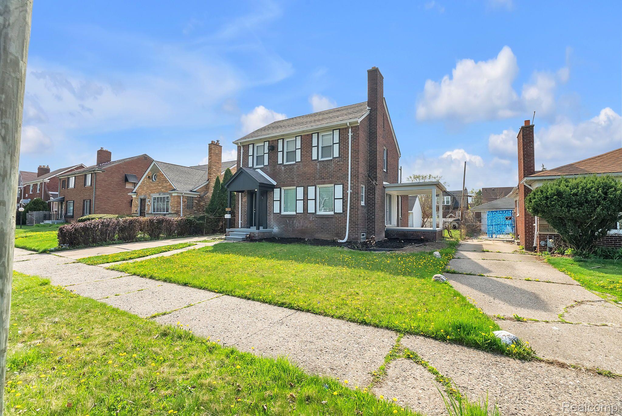 8790 E Outer Drive Detroit City MI 48213
