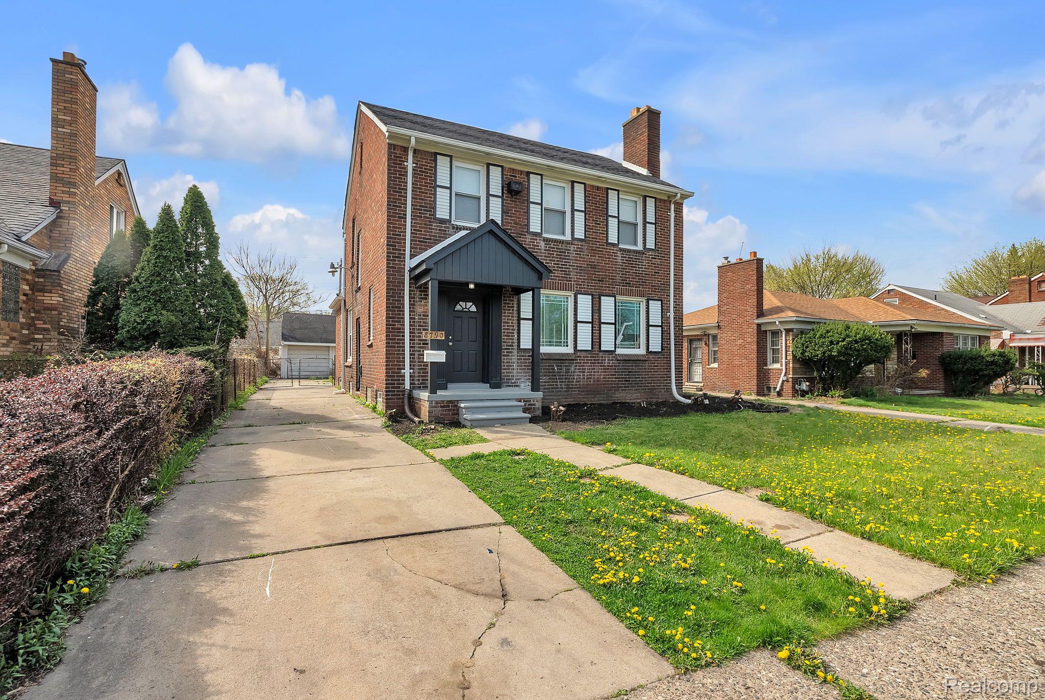 8790 E Outer Drive Detroit City MI 48213