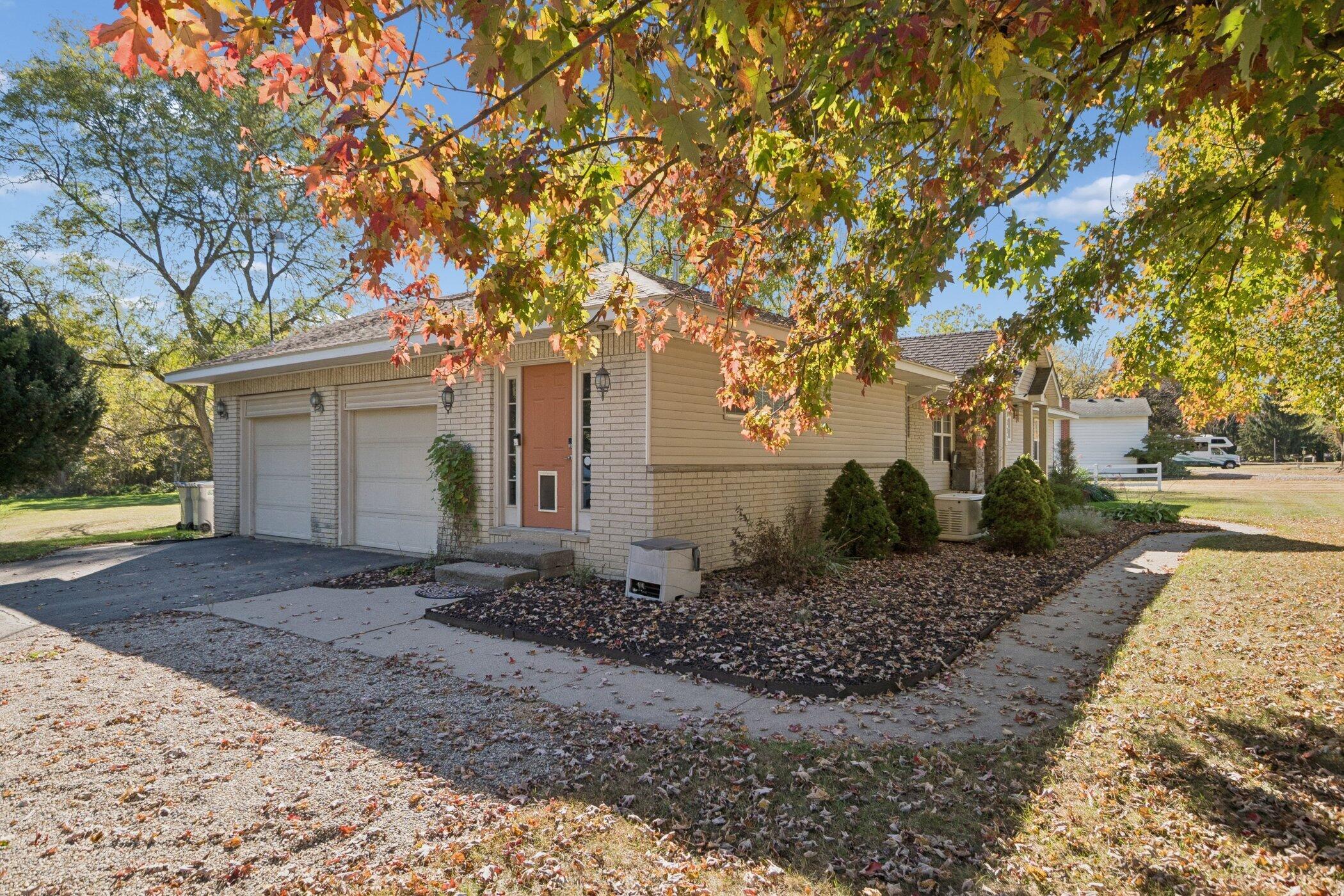 58221 Travis Road Lyon Charter Township MI 48165