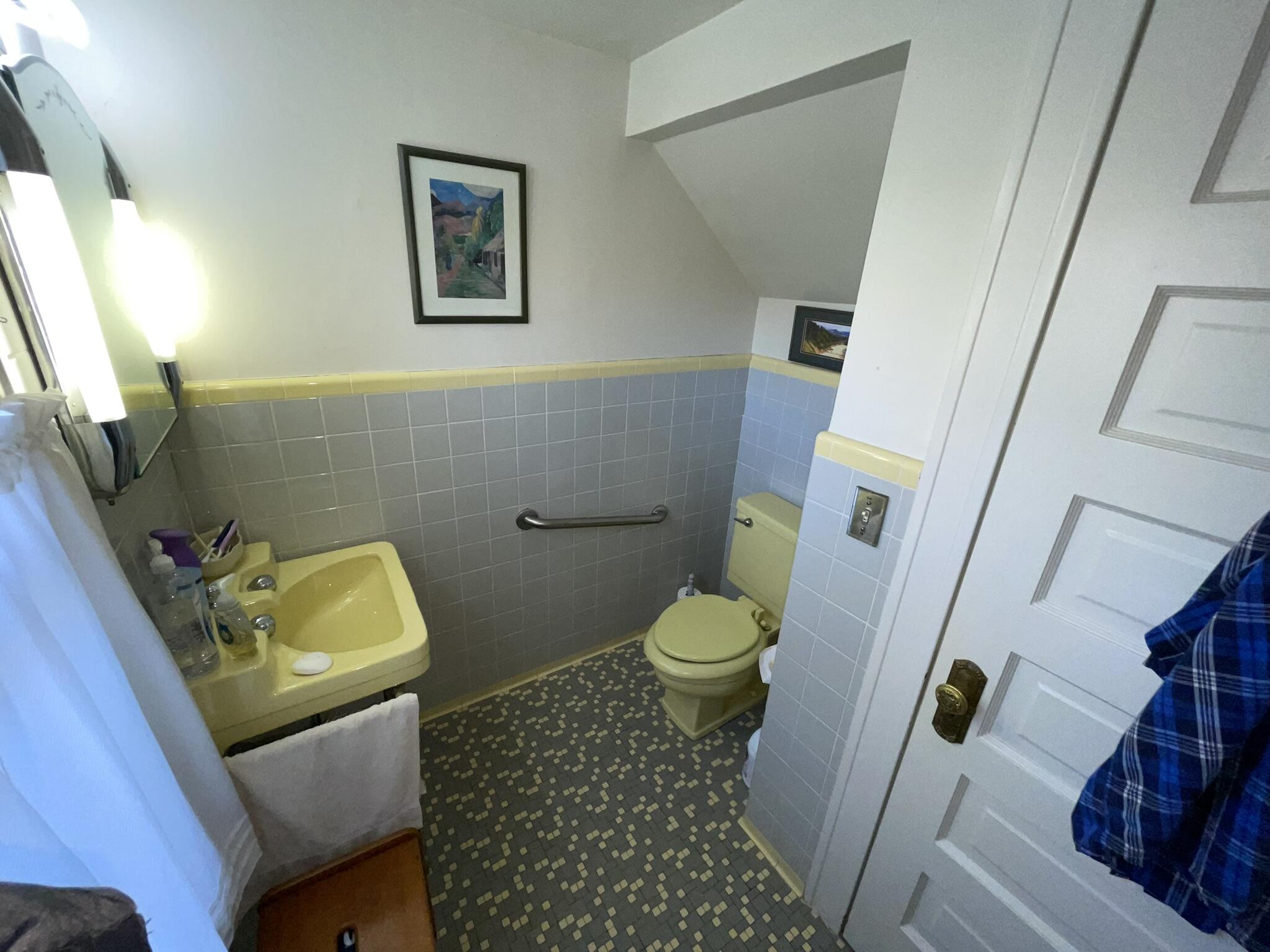 623 N State Street Alma City MI 48801