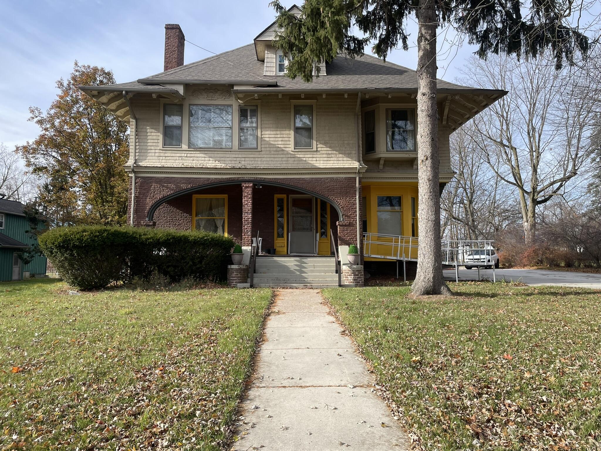 623 N State Street Alma City MI 48801