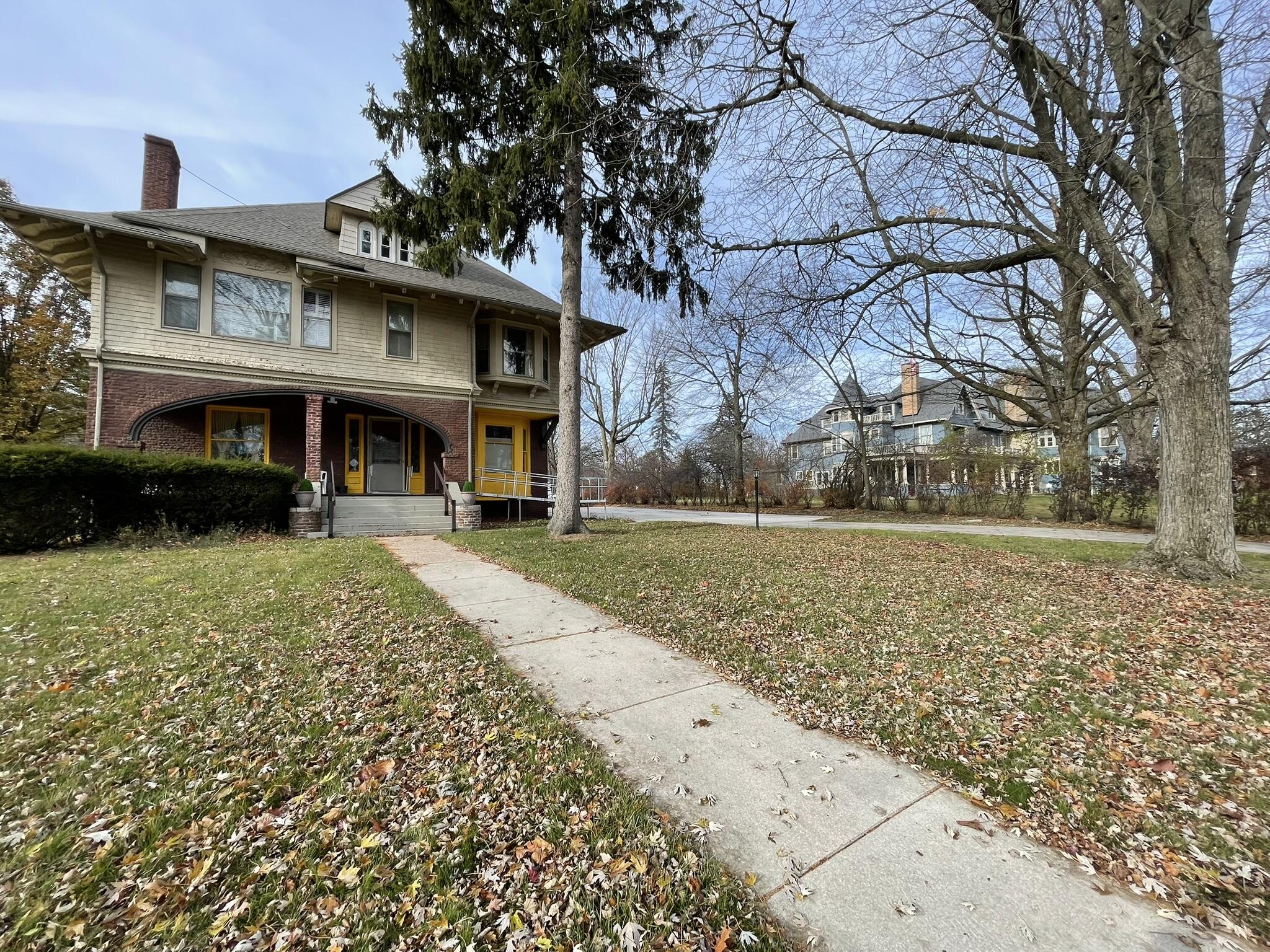 623 N State Street Alma City MI 48801