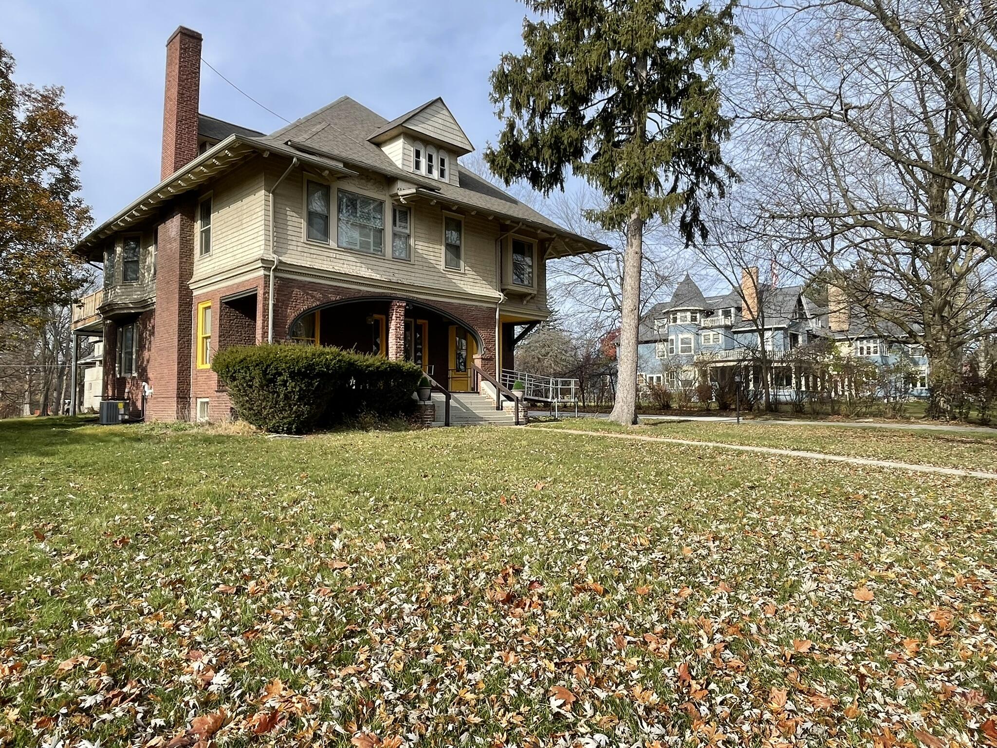 623 N State Street Alma City MI 48801