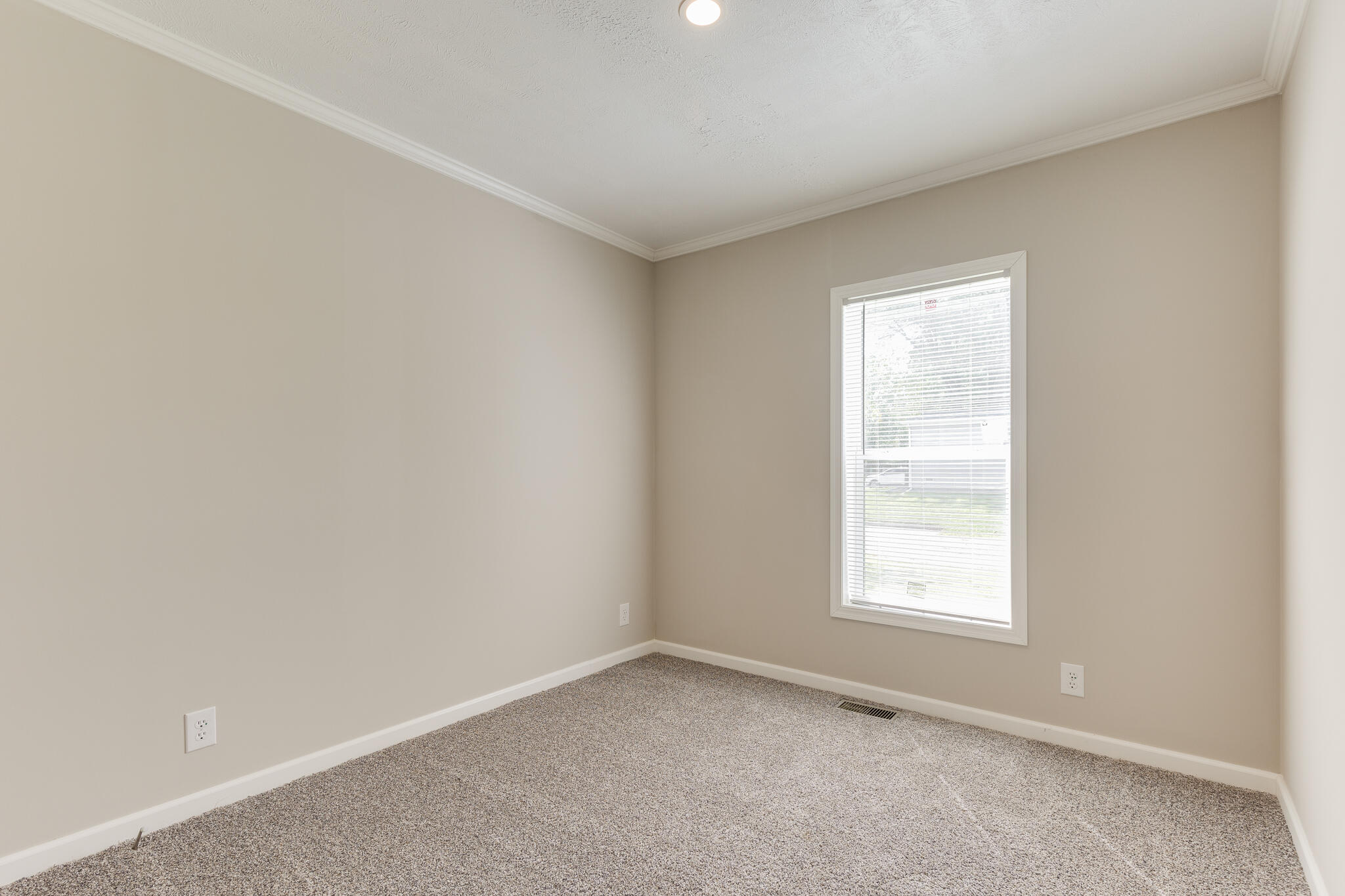 714 Mill Street Leslie City MI 49251