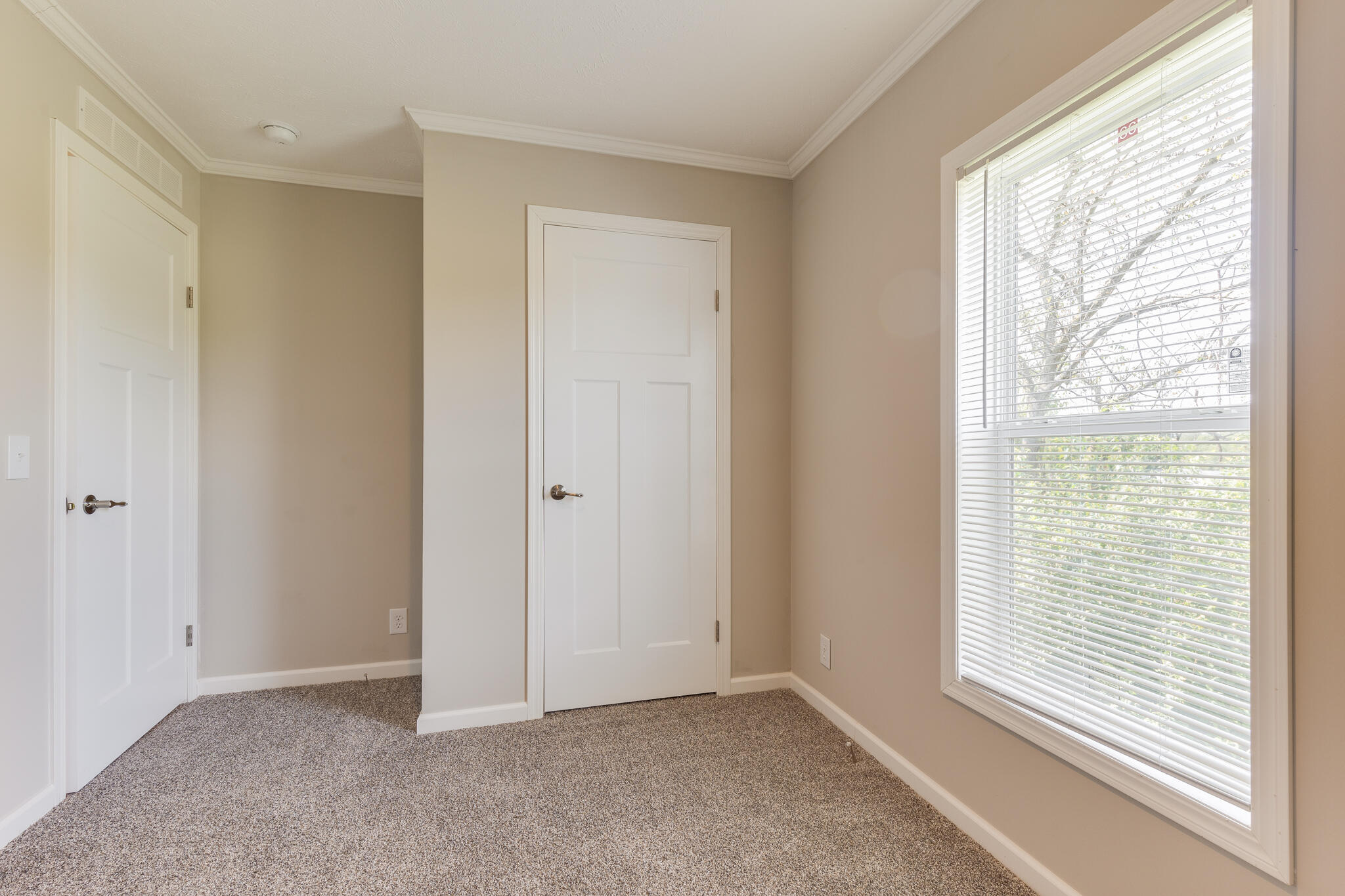 714 Mill Street Leslie City MI 49251
